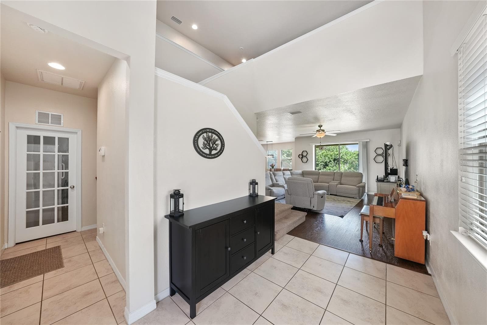 Single Family Residence at 8415 LOBLOLLY PINE CT, RIVERVIEW, photo 2 of 38