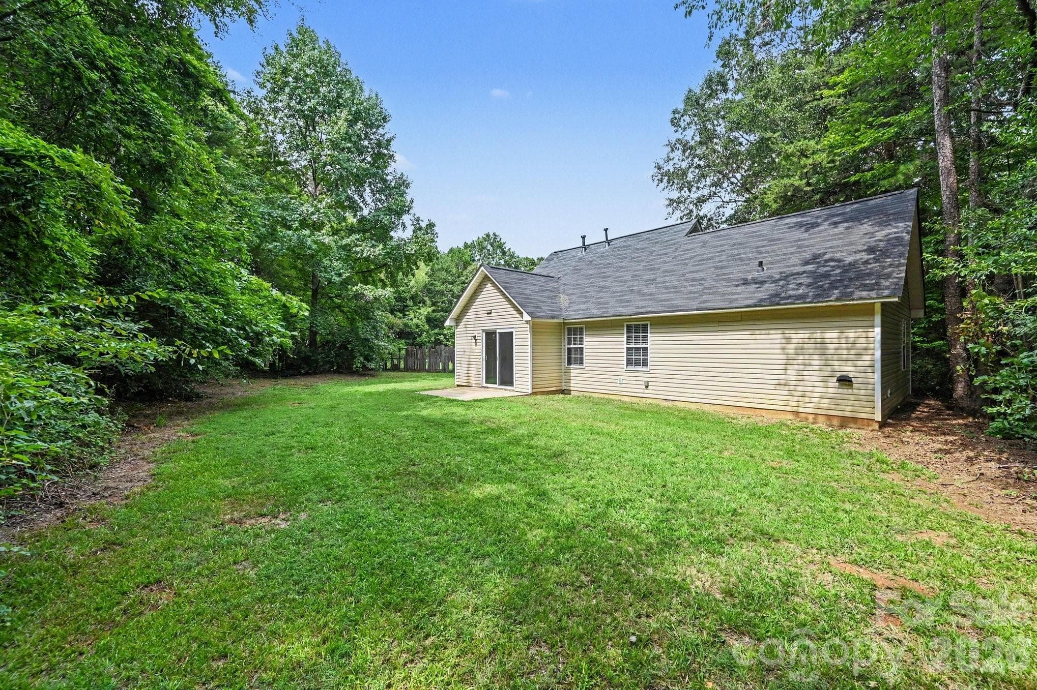 Single Family Residence at 302 Touch Me Not Lane, Charlotte, photo 19 of 20