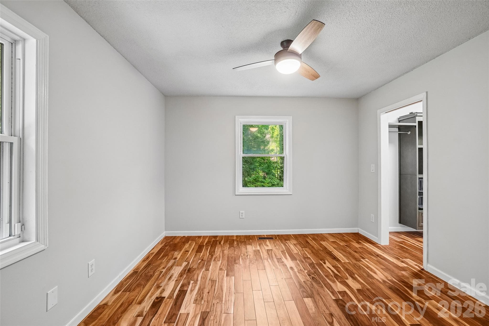 Single Family Residence at 19 Jupiter Heights, Weaverville, photo 6 of 44