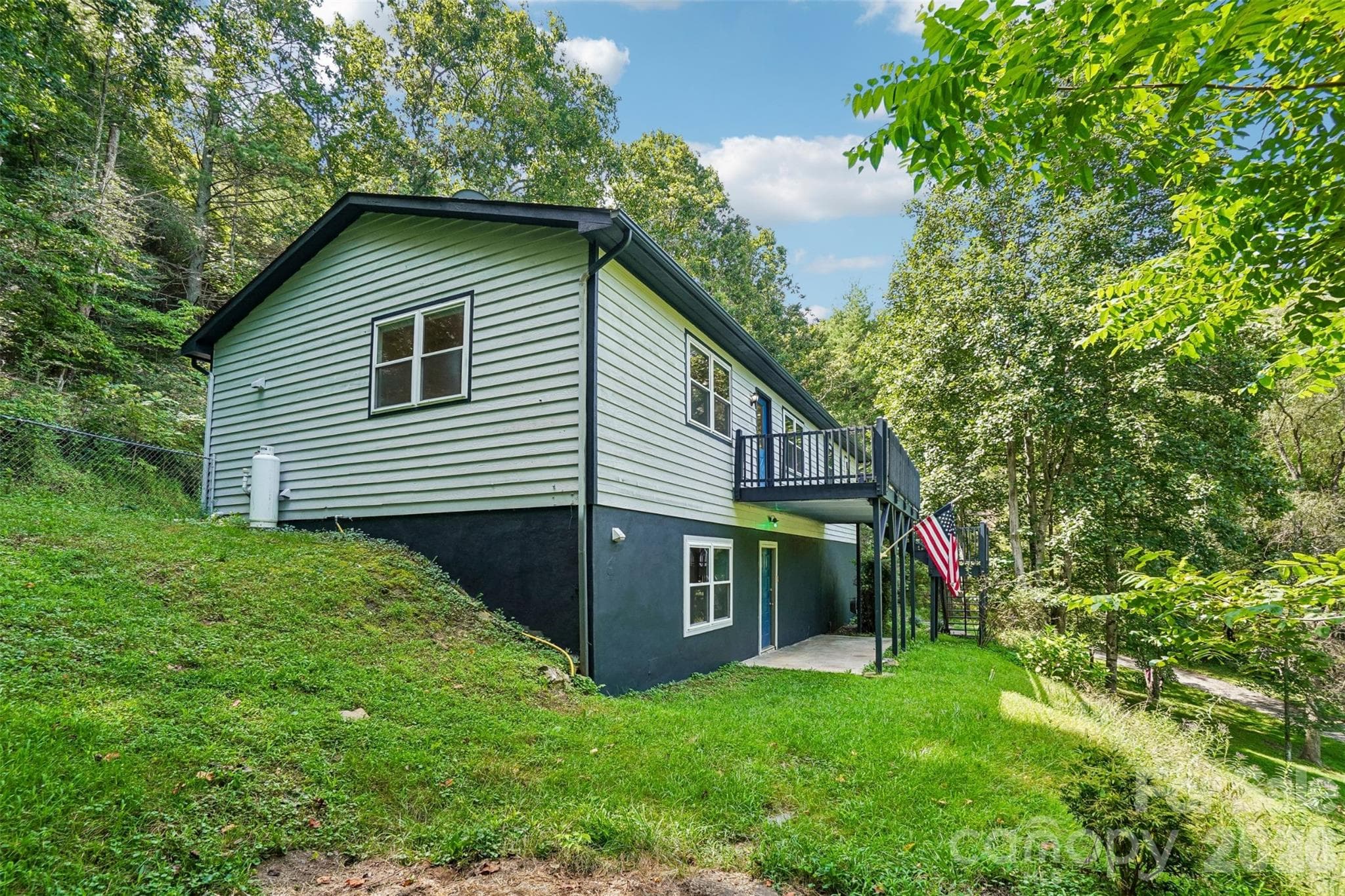 Single Family Residence at 19 Jupiter Heights, Weaverville, photo 39 of 44