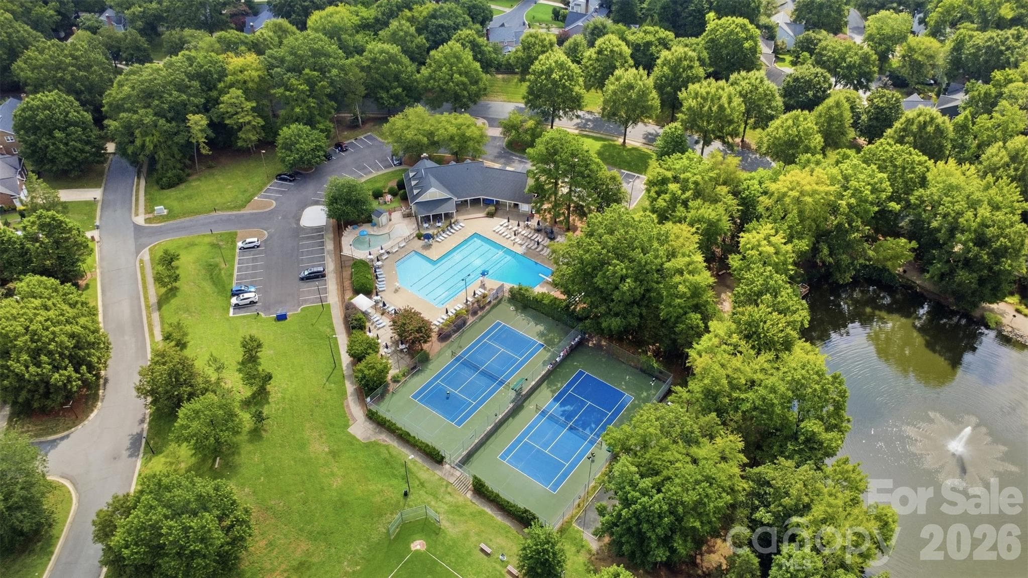 Single Family Residence at 3518 Abbey Hill Lane, Charlotte, photo 42 of 44