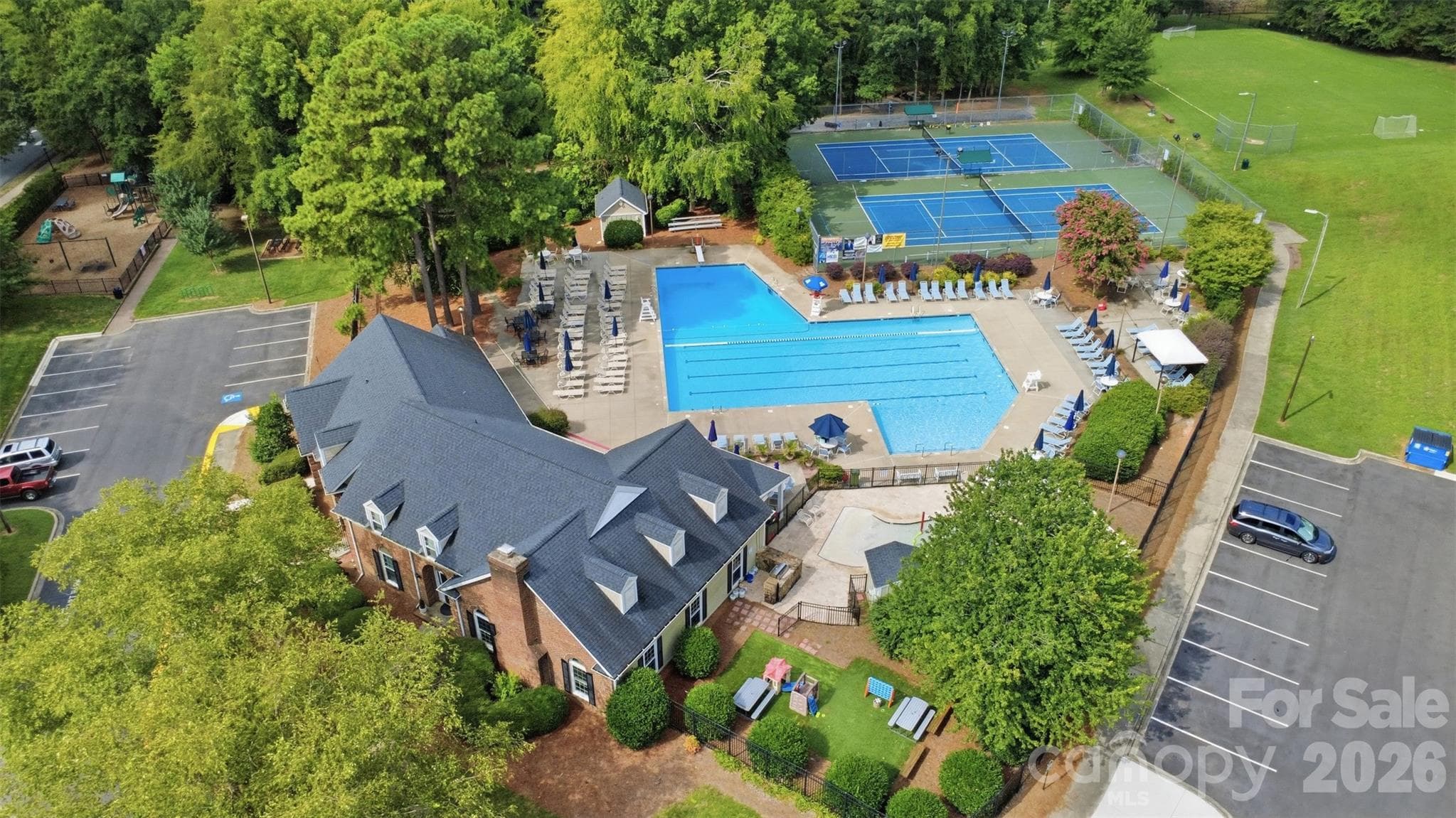 Single Family Residence at 3518 Abbey Hill Lane, Charlotte, photo 43 of 44