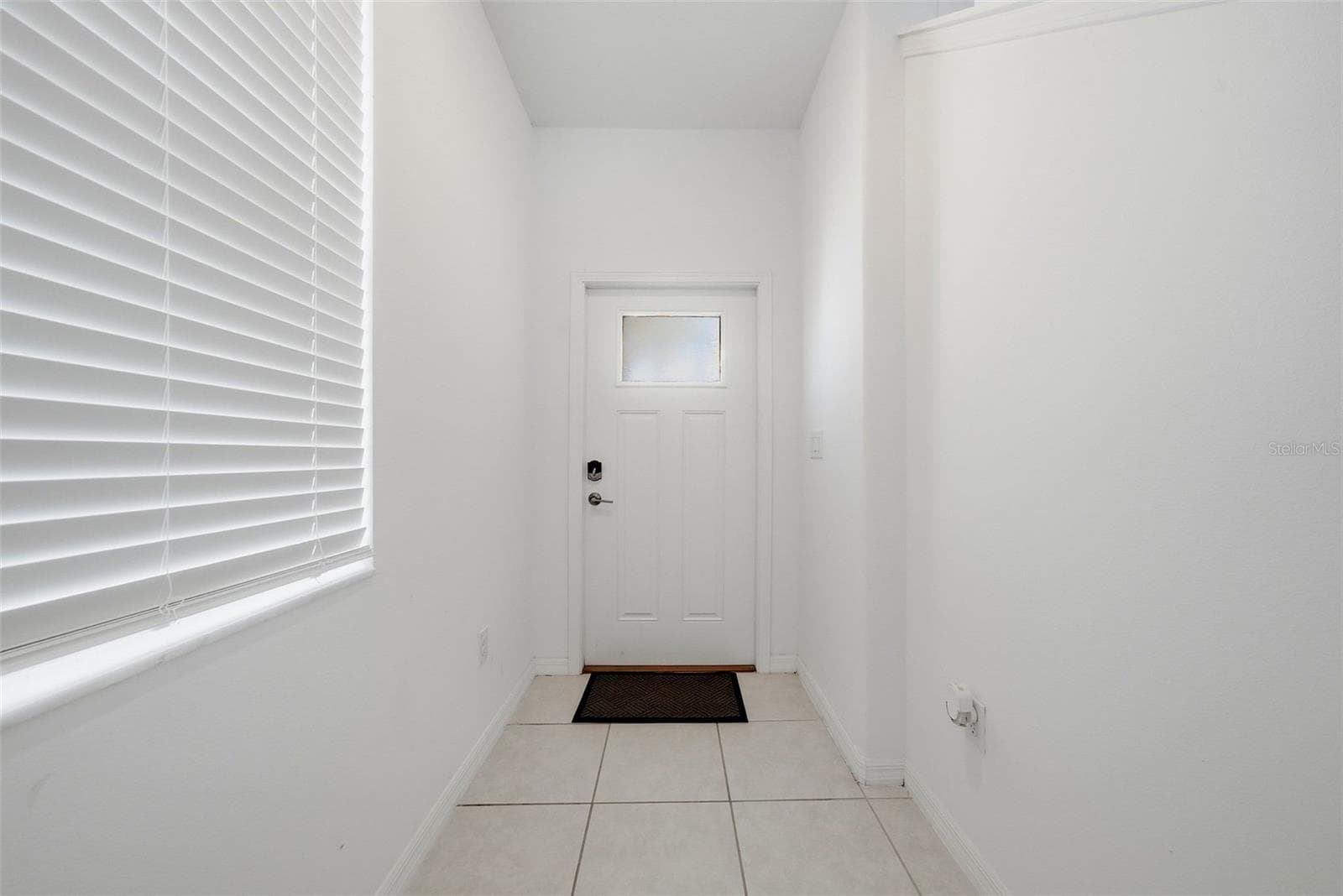 Townhouse at 10336 LAVENDER ASTER TRL, SAN ANTONIO, photo 4 of 37