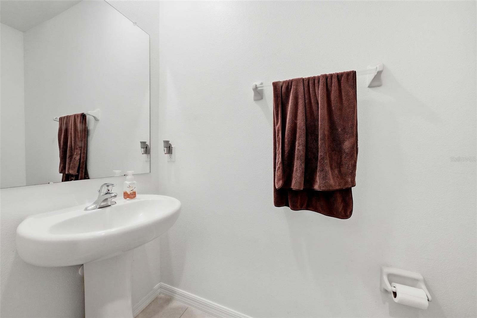 Townhouse at 10336 LAVENDER ASTER TRL, SAN ANTONIO, photo 11 of 37