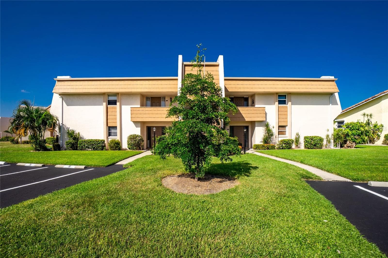 Condominium at 1080 BAL HARBOR BLVD #7C, PUNTA GORDA, photo 14 of 49