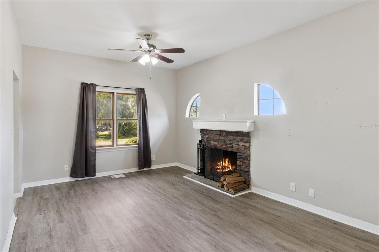 Living Room - 116 W ARBORVITAE LN, POLK CITY