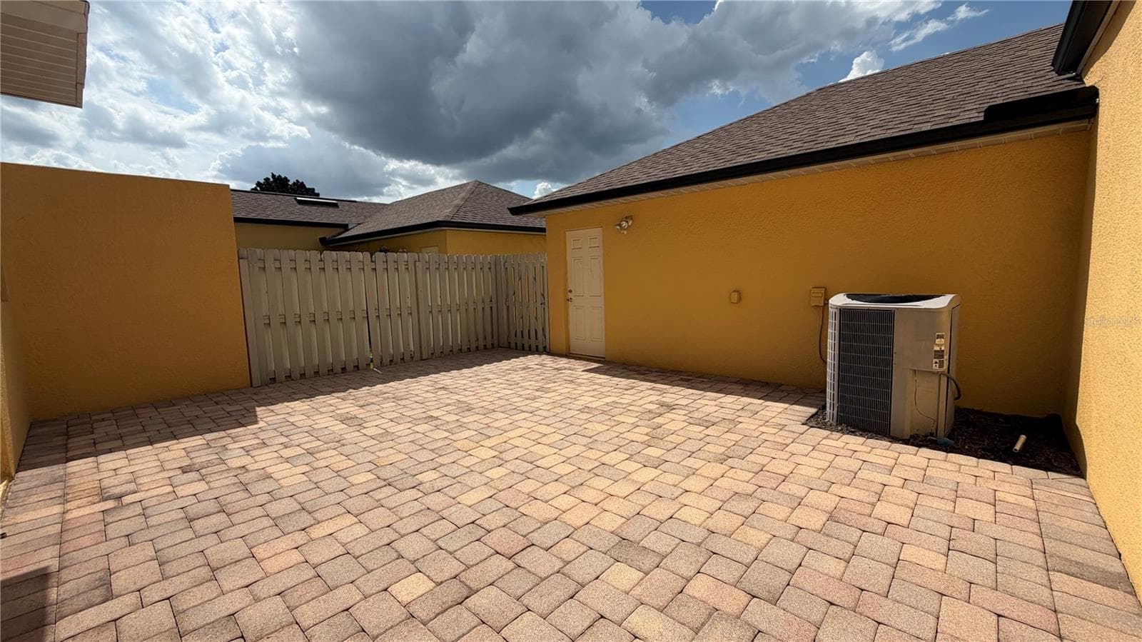 Townhouse at 13851 BEAUREGARD PL, ORLANDO, photo 32 of 35