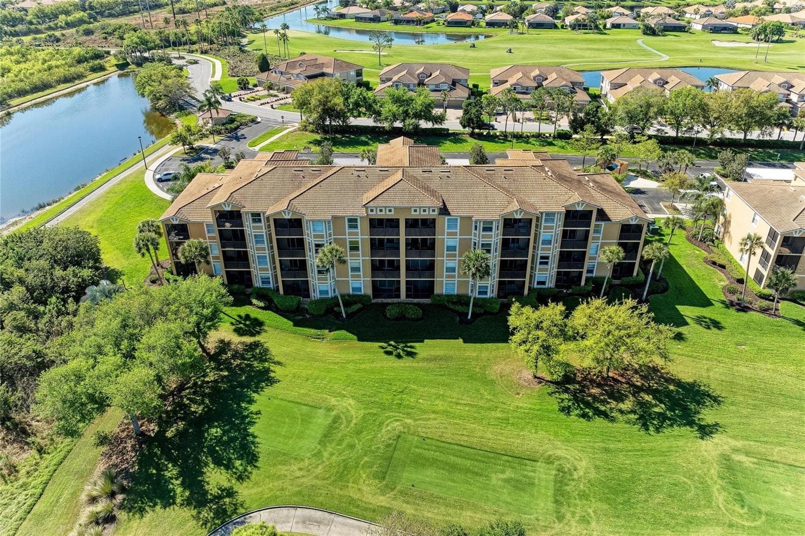 Condominium at 8403 GRAND ESTUARY TRL #405, BRADENTON, photo 38 of 93