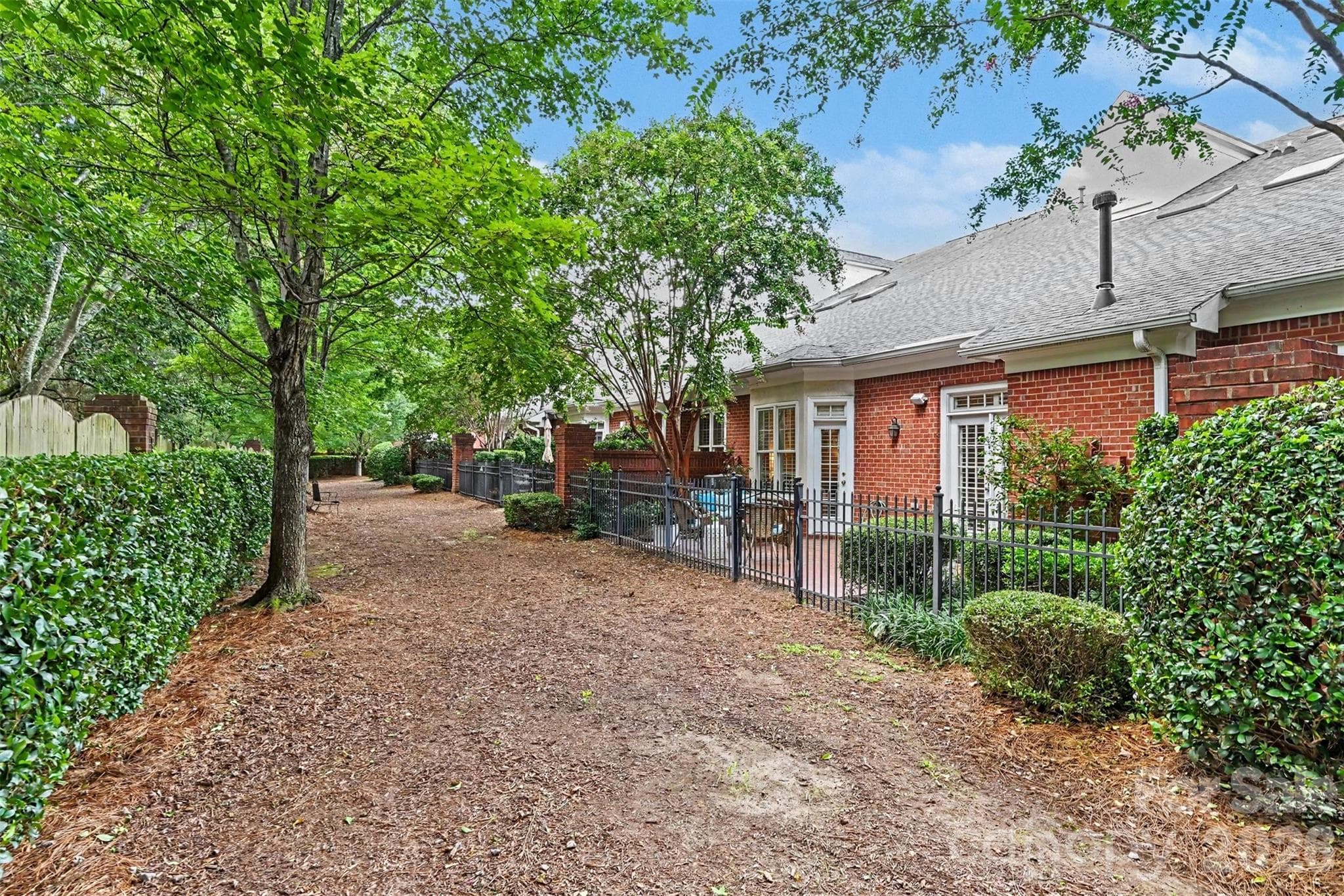 Townhouse at 7526 Bluestar Lane, Charlotte, photo 43 of 48