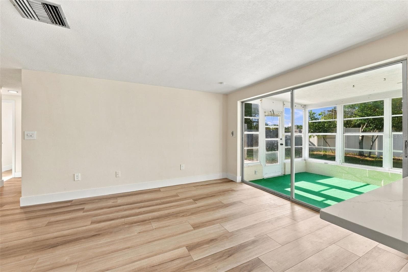 Single Family Residence at 3128 HARVARDSTON LOOP, HOLIDAY, photo 10 of 50