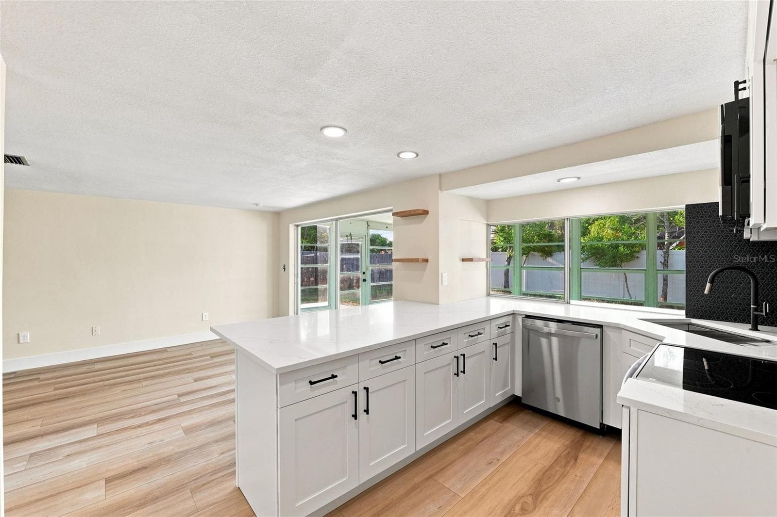 Single Family Residence at 3128 HARVARDSTON LOOP, HOLIDAY, photo 12 of 50
