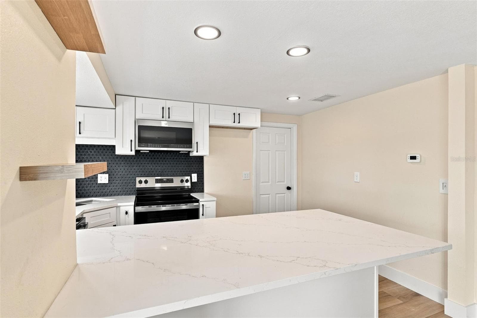 Single Family Residence at 3128 HARVARDSTON LOOP, HOLIDAY, photo 15 of 50