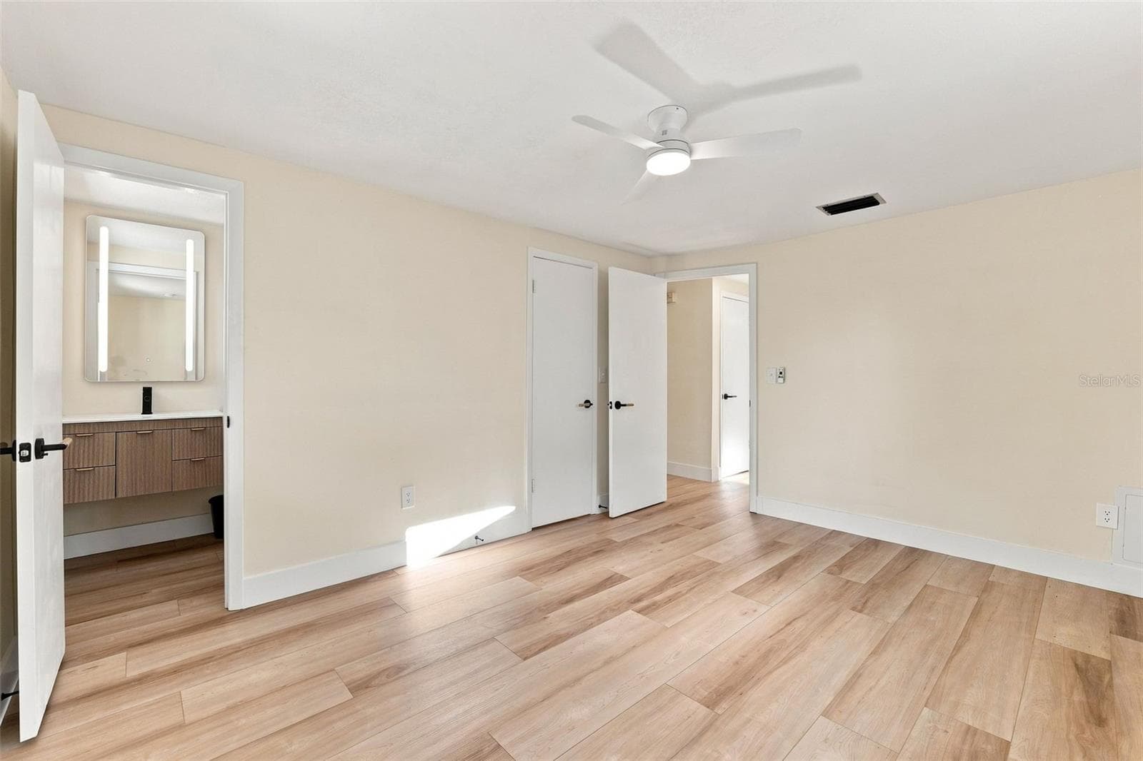 Single Family Residence at 3128 HARVARDSTON LOOP, HOLIDAY, photo 21 of 50