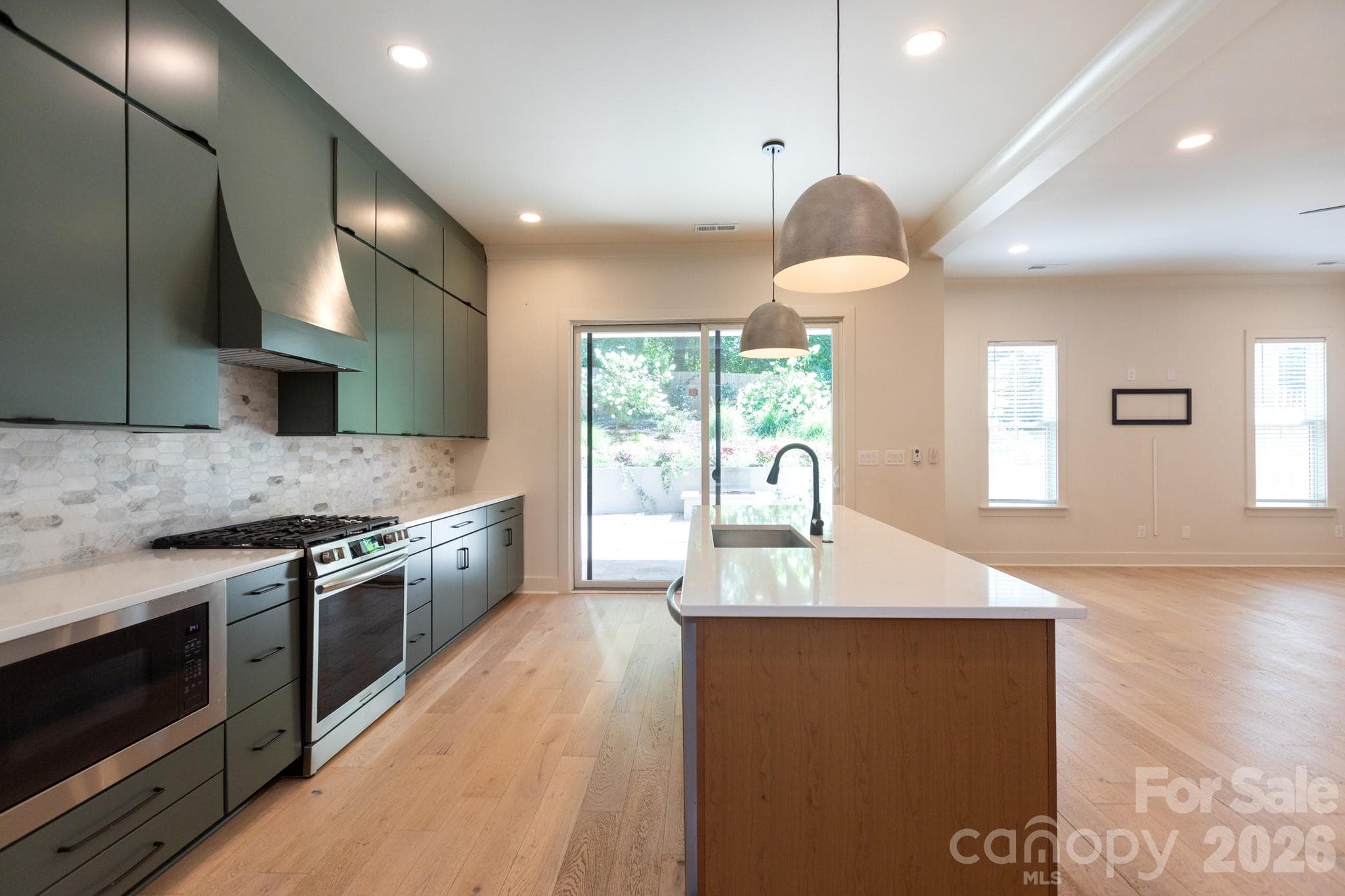 Townhouse at 1602 Herrin Avenue, Charlotte, photo 9 of 44
