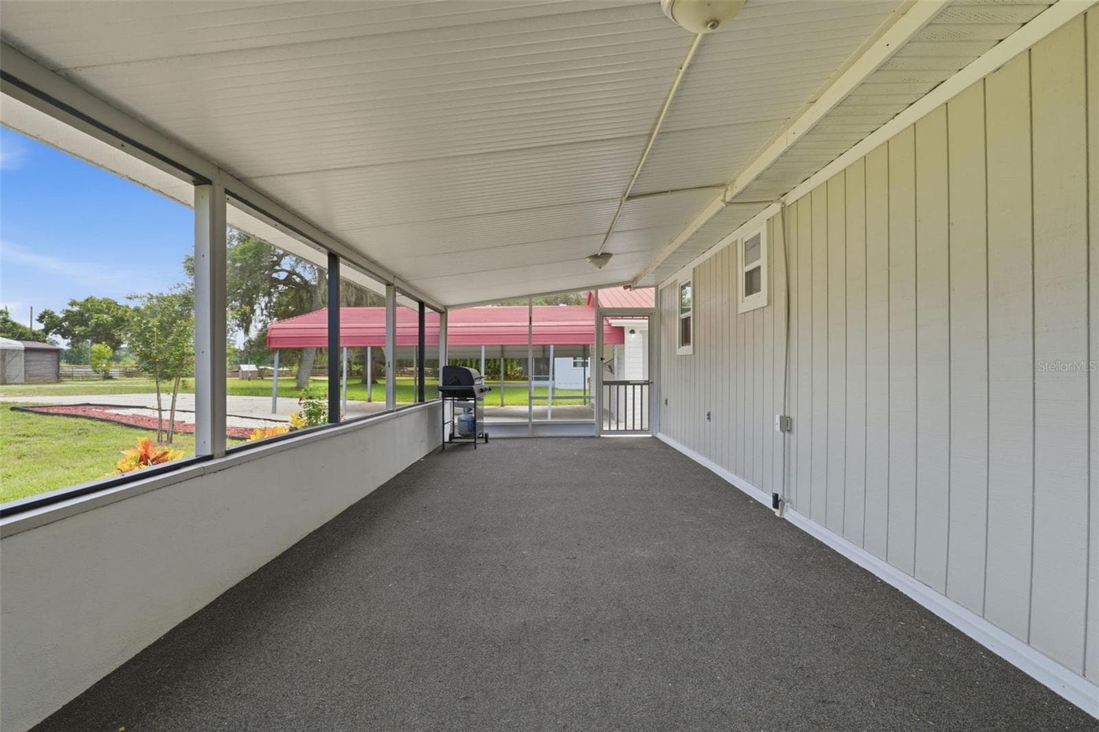 front screened porch - 44945 2ND ST, DELAND