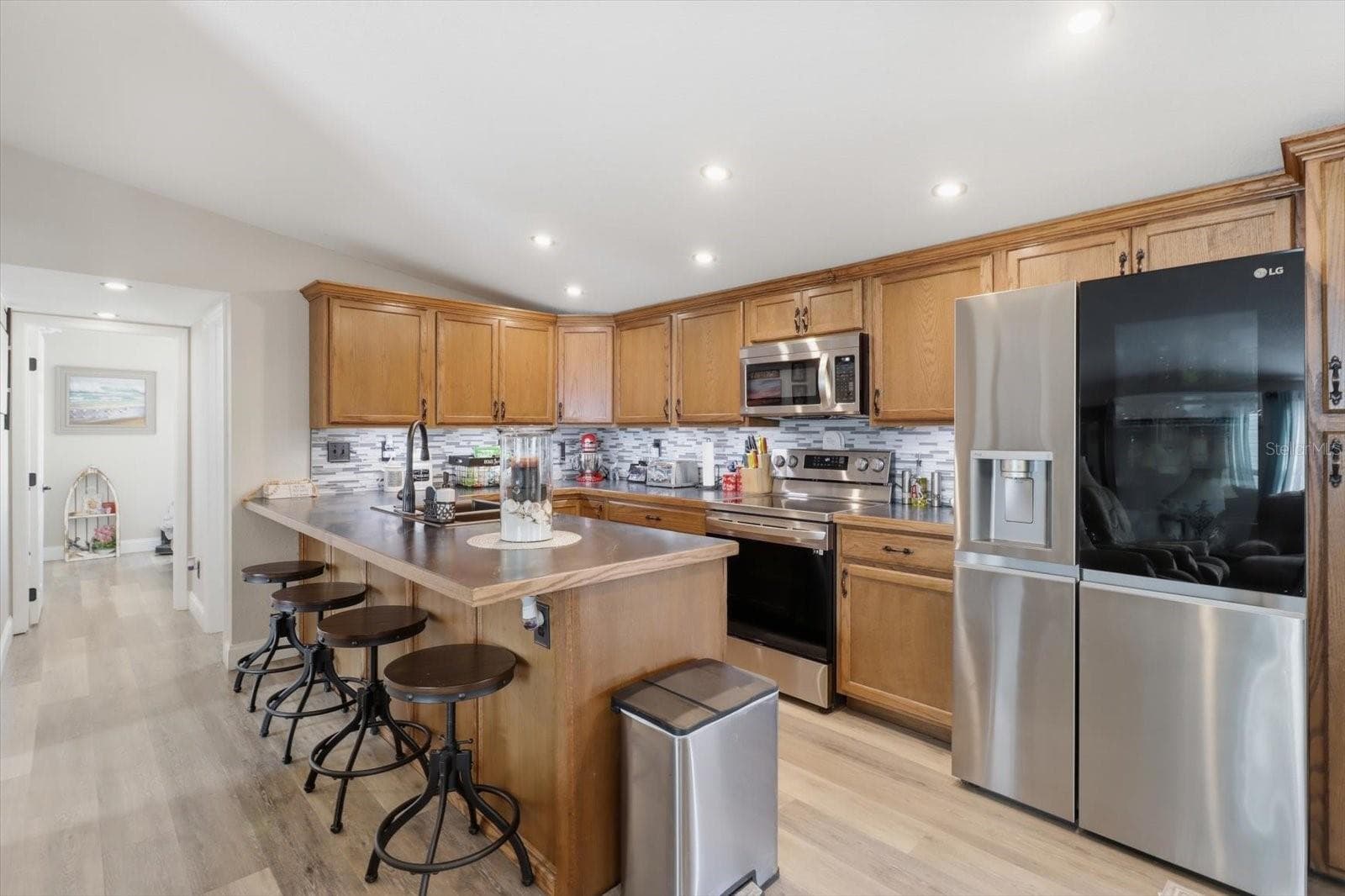 Manufactured Home at 11639 W CLEARWATER CT, HOMOSASSA, photo 11 of 34