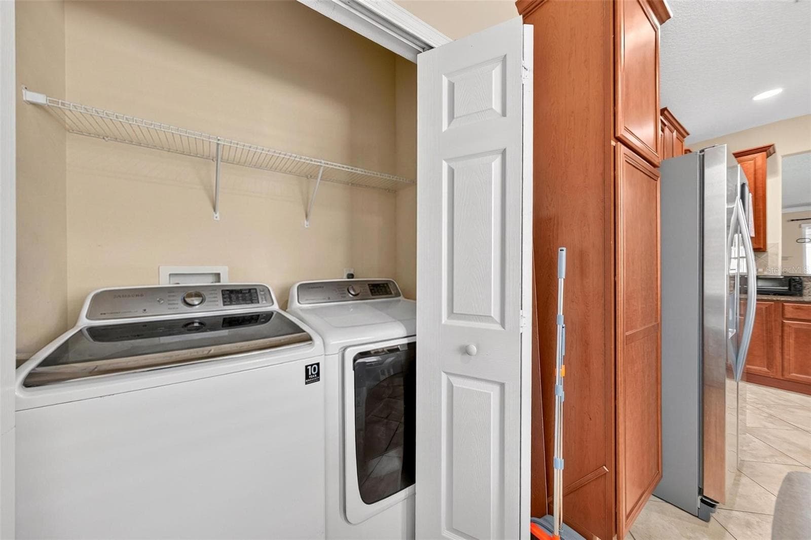 Laundry in Kitchen - 30539 LIPIZZAN TER, MOUNT DORA