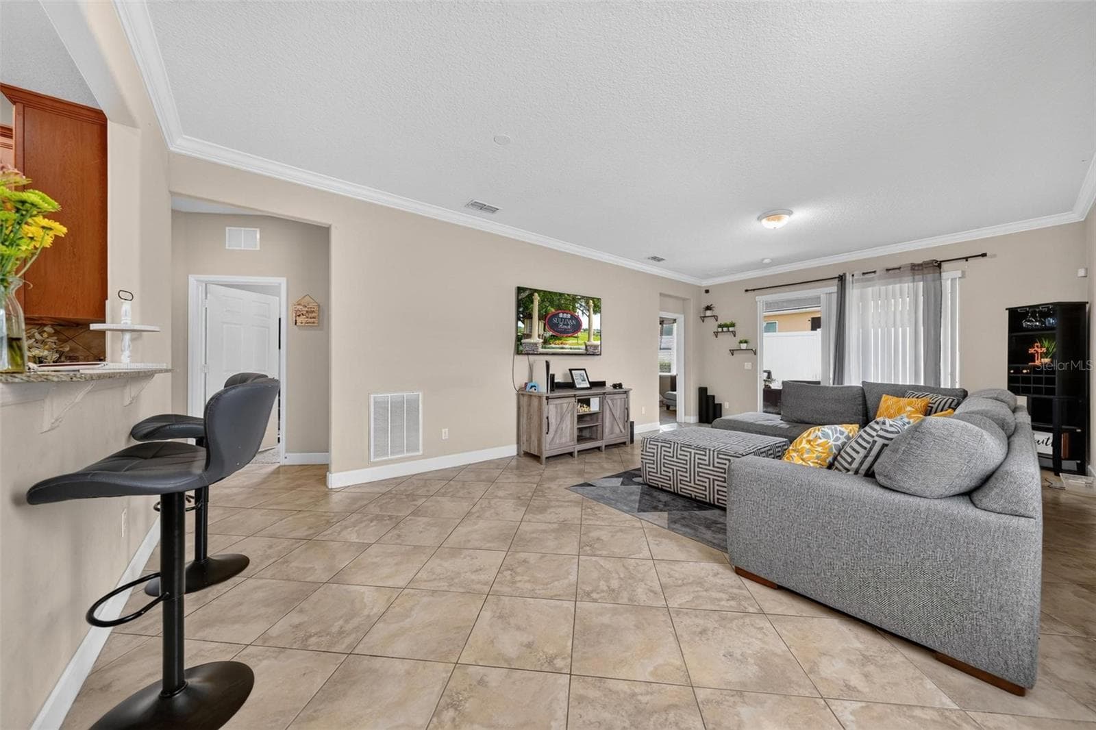 Open Floor Plan - 30539 LIPIZZAN TER, MOUNT DORA