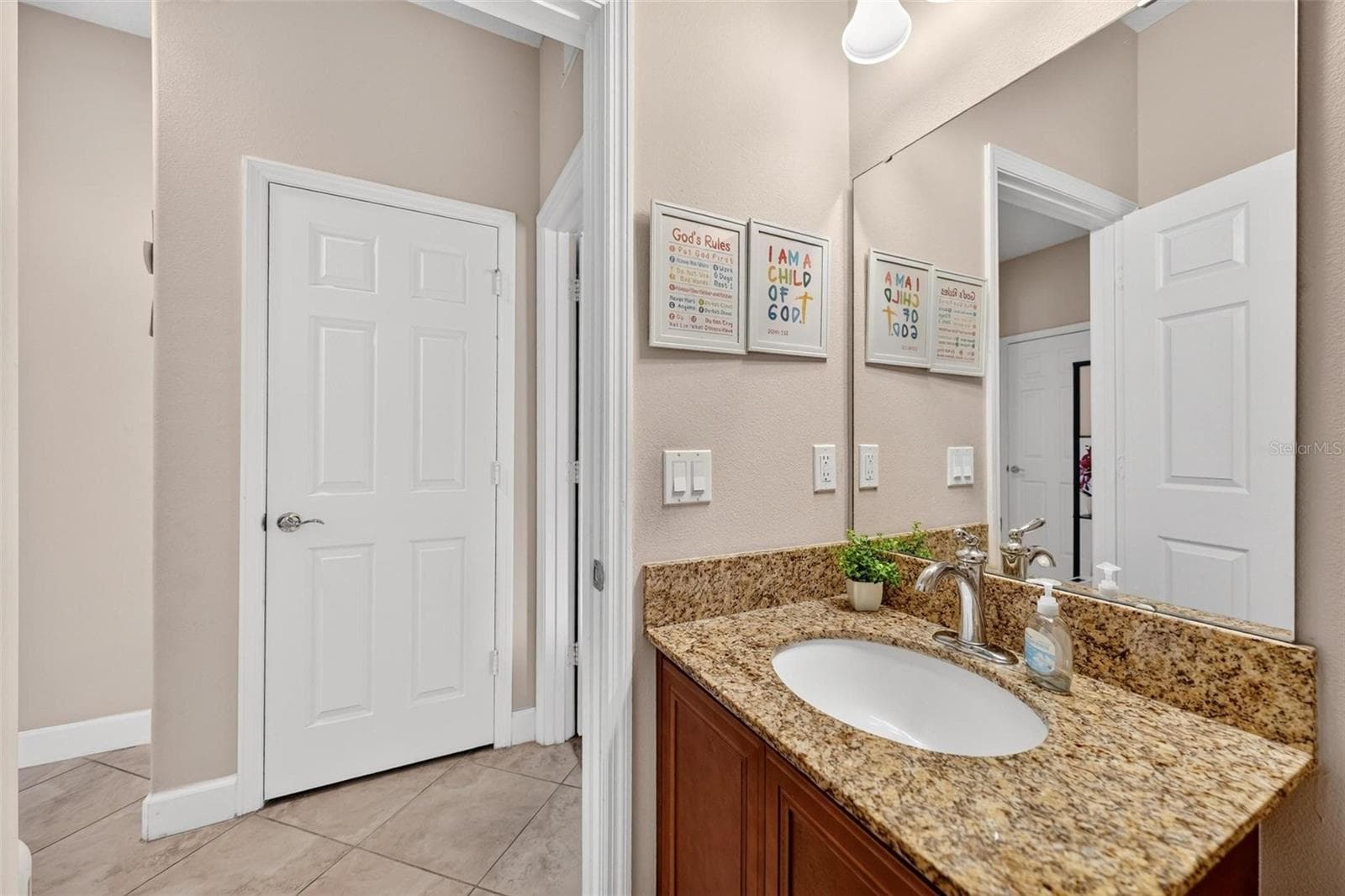 Second Bathroom - 30539 LIPIZZAN TER, MOUNT DORA