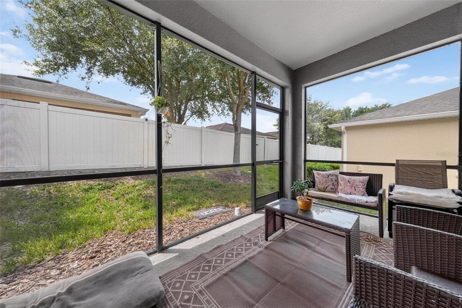 Screen in Patio - 30539 LIPIZZAN TER, MOUNT DORA