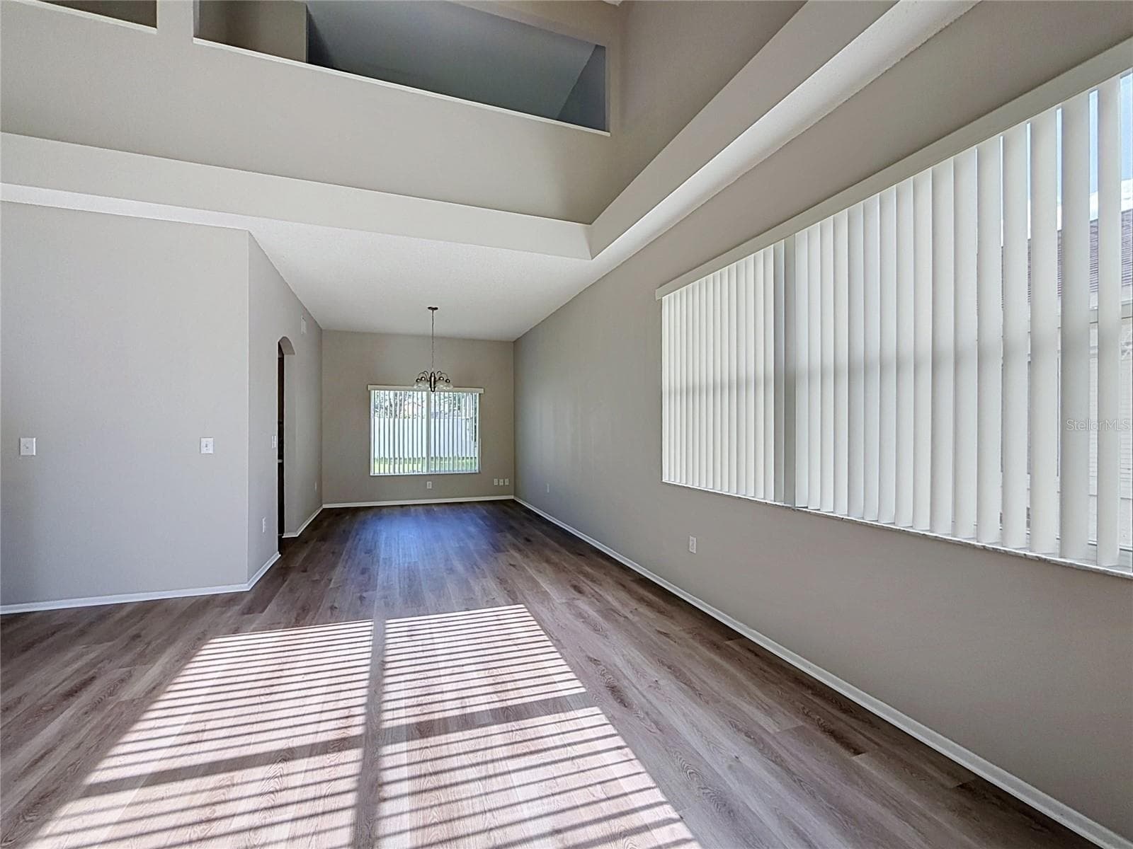 Single Family Residence at 27402 CORAL SPRINGS DR, WESLEY CHAPEL, photo 4 of 38