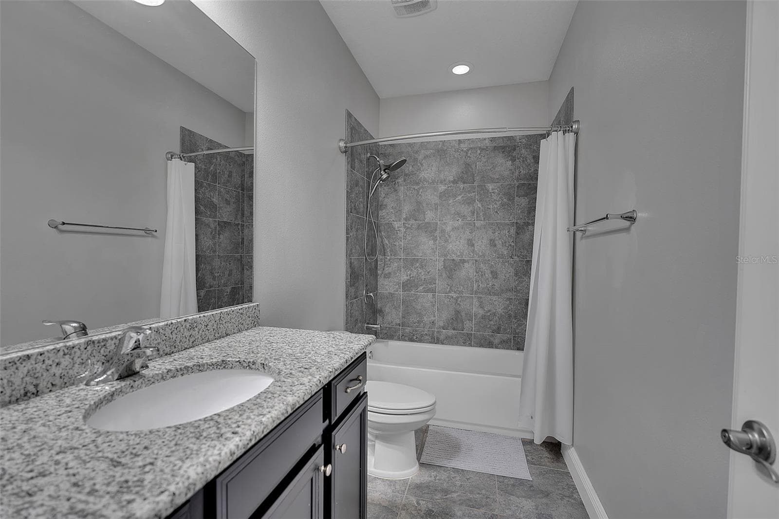 Single Family Residence at 10310 EASTWOOD DR, BRADENTON, photo 34 of 66