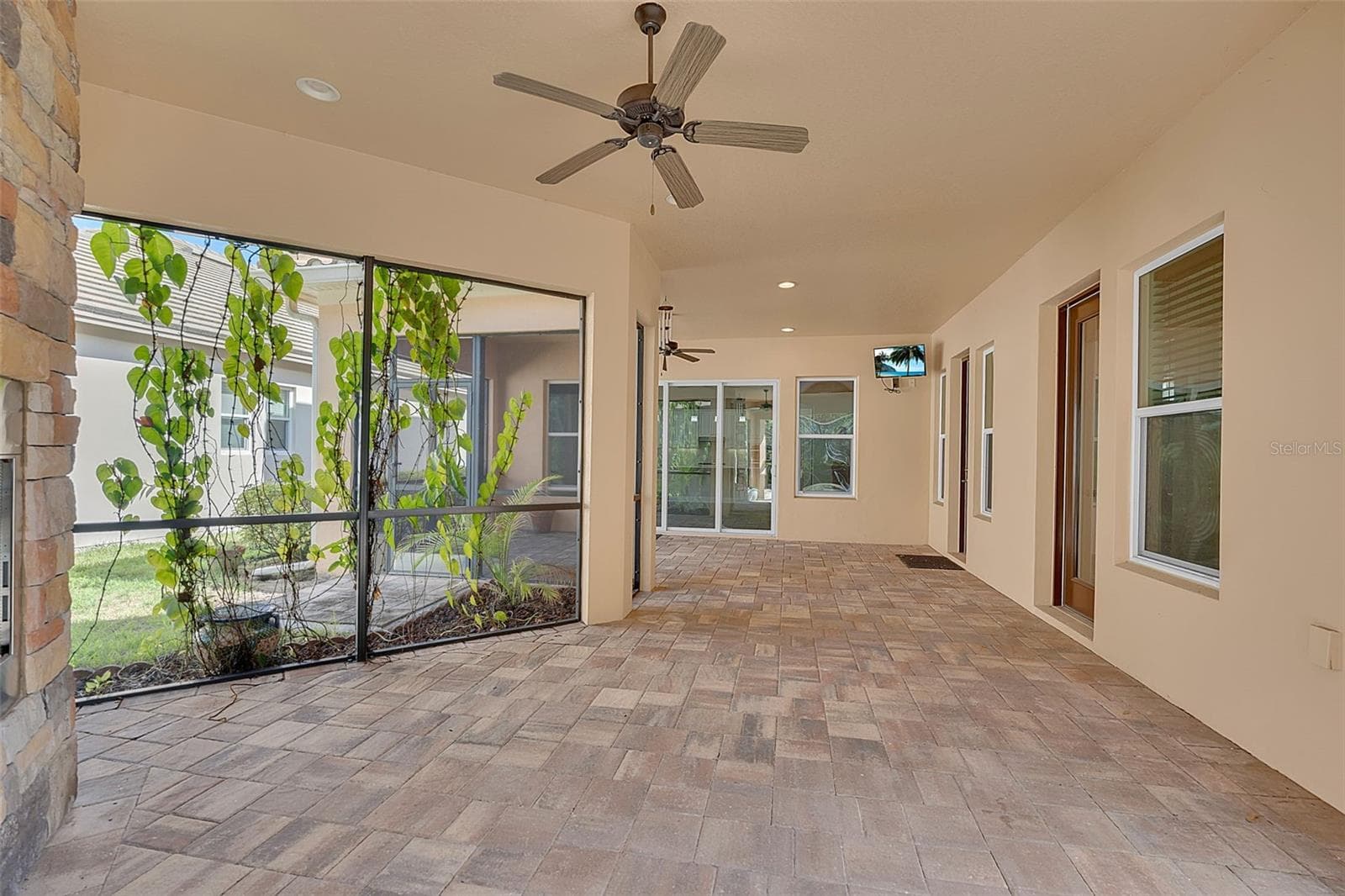Single Family Residence at 10310 EASTWOOD DR, BRADENTON, photo 43 of 66