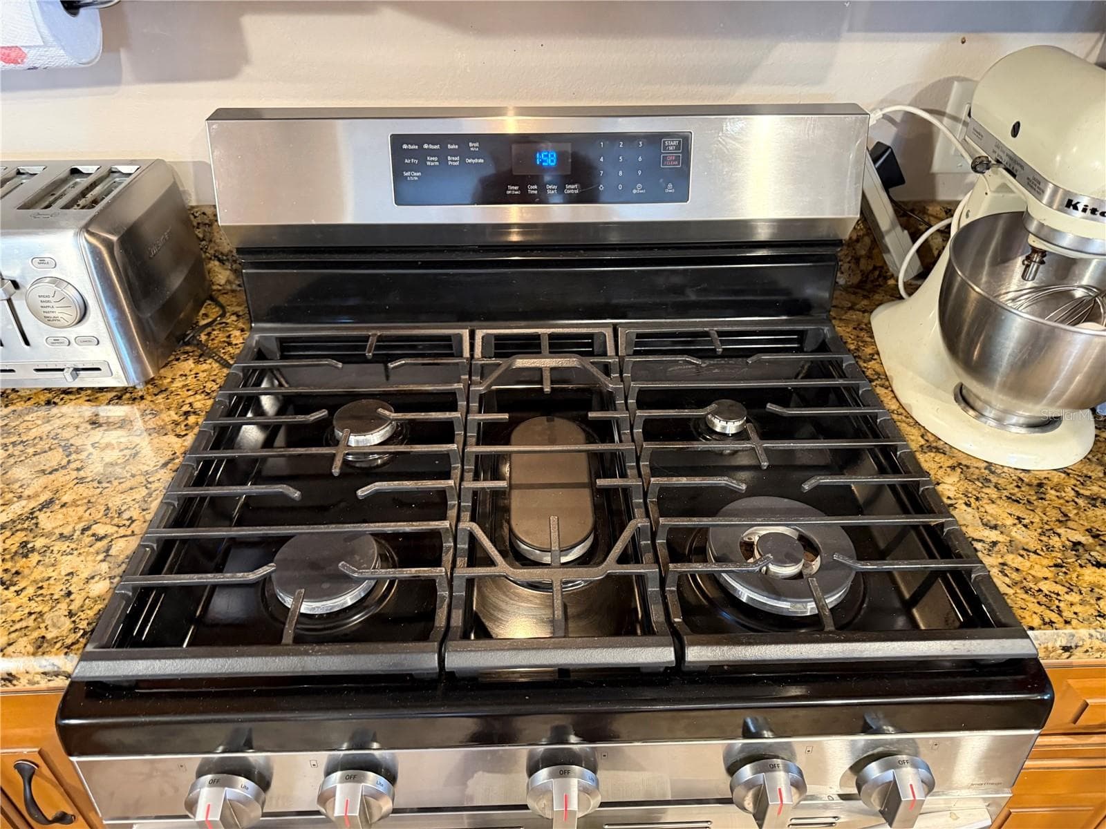 Gas Range - 2417 TATUM TER, THE VILLAGES