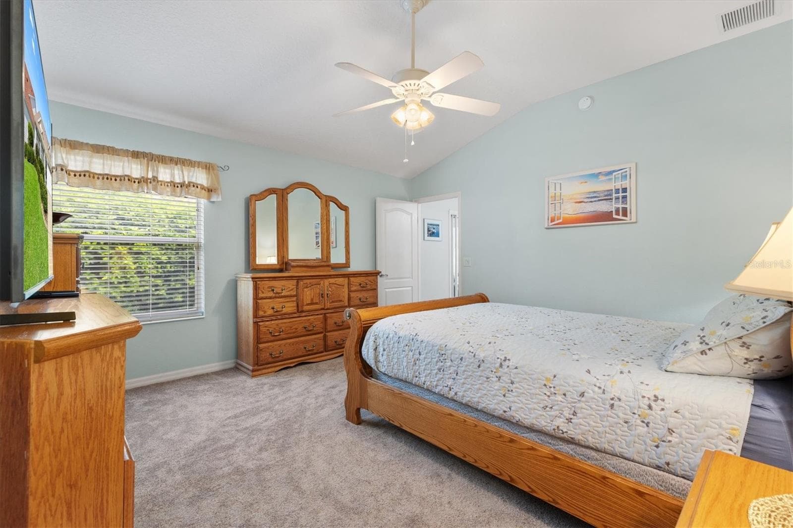 Single Family Residence at 2494 FLINTSHIRE AVE, THE VILLAGES, photo 15 of 37