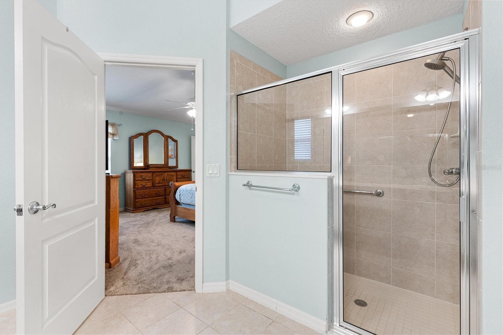 Primary Ensuite with walk-in shower - 2494 FLINTSHIRE AVE, THE VILLAGES