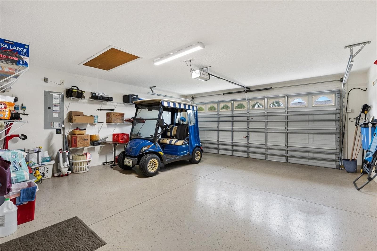 Garage with Nova water system - 2494 FLINTSHIRE AVE, THE VILLAGES