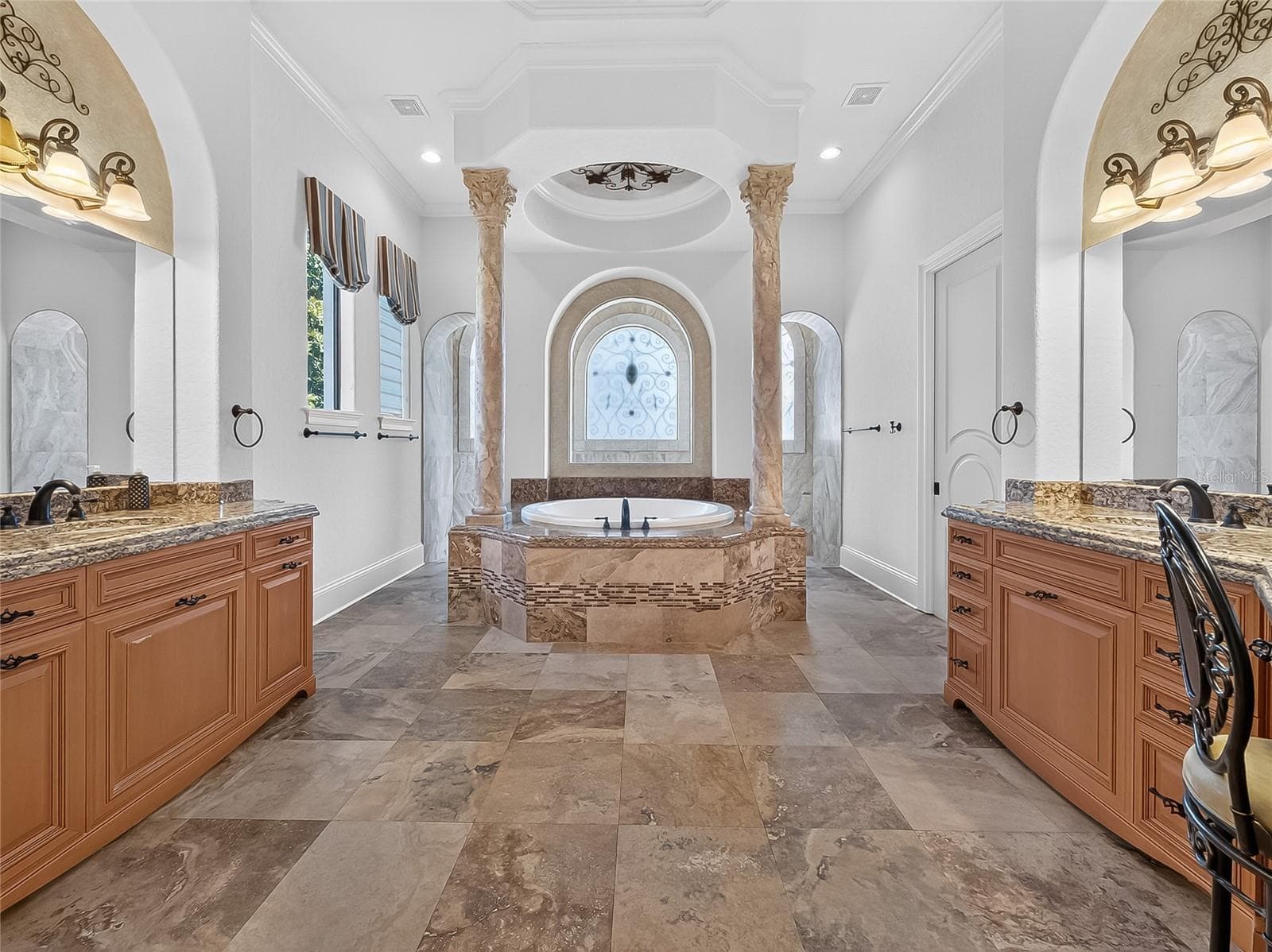 Master bath - 7765 ISLEWOOD CT, SANFORD