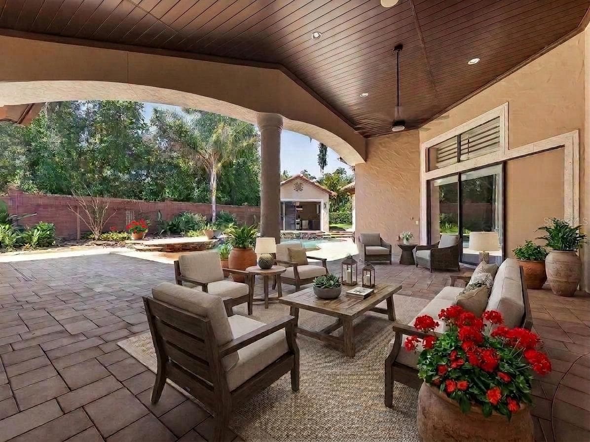 Lanai - 7765 ISLEWOOD CT, SANFORD