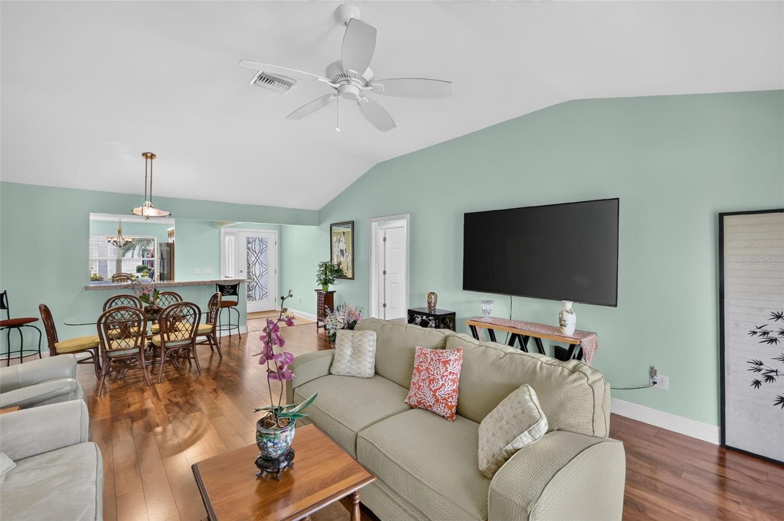 Single Family Residence at 476 ISLAND HOUSE PATH, THE VILLAGES, photo 4 of 36