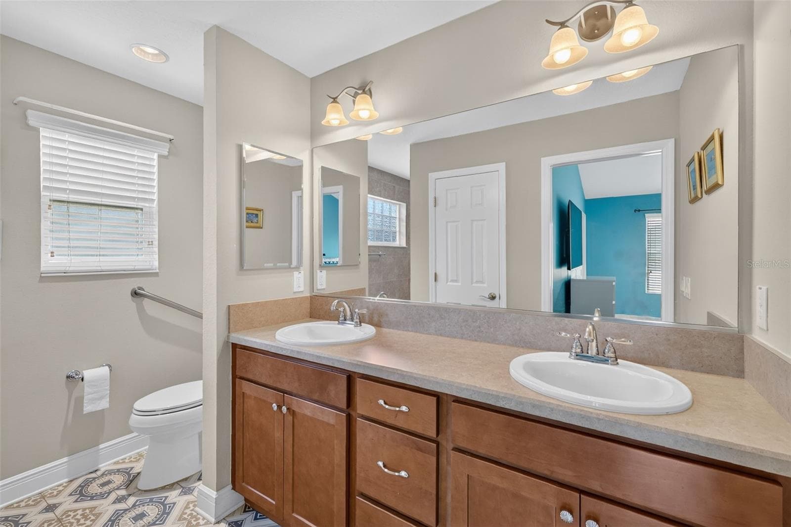 Single Family Residence at 476 ISLAND HOUSE PATH, THE VILLAGES, photo 20 of 36