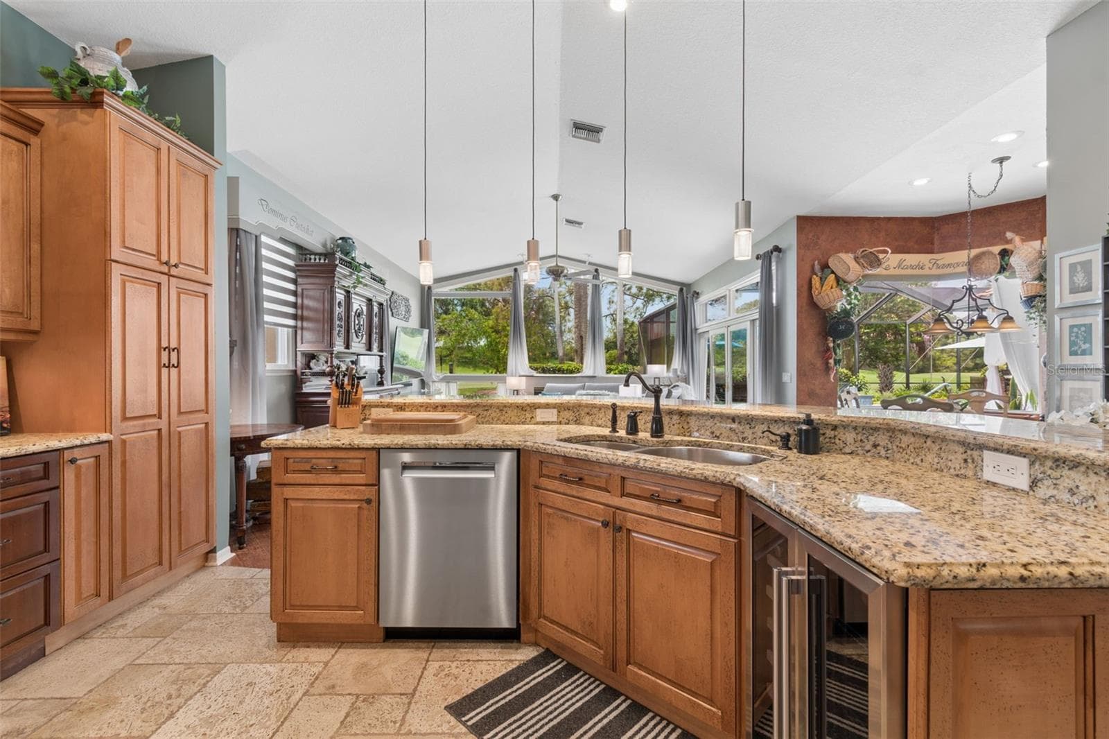 Single Family Residence at 17714 GREY EAGLE RD, TAMPA, photo 9 of 81
