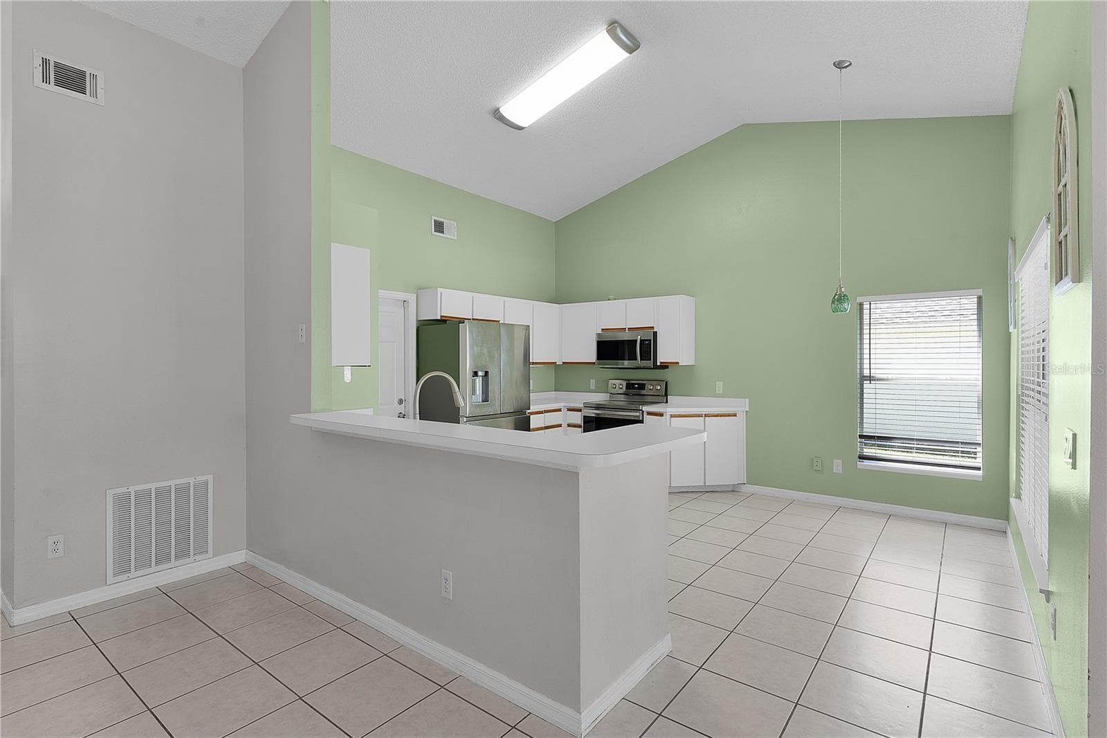 Single Family Residence at 40045 PALM ST, LADY LAKE, photo 9 of 23