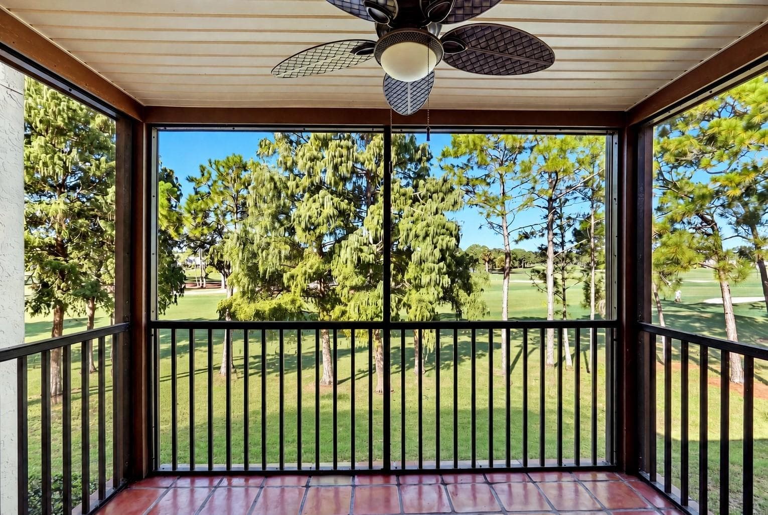 Condominium at 2400 FEATHER SOUND DR #427, CLEARWATER, photo 12 of 35