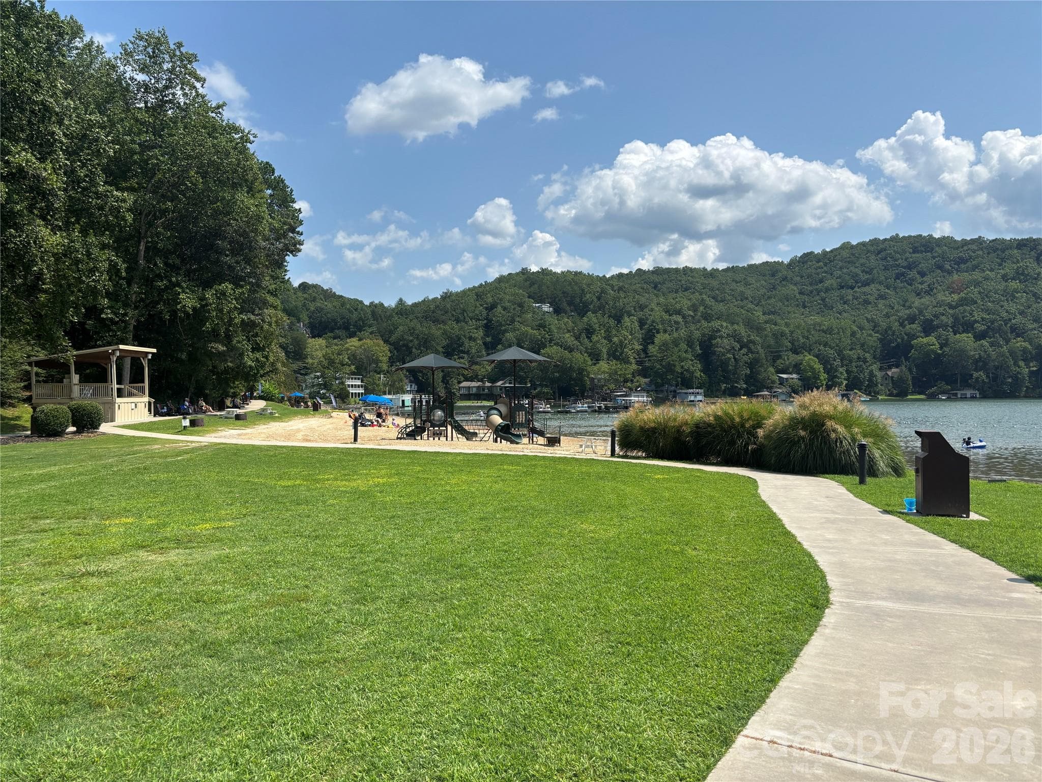 Lot at Lot 19 Nicklaus Lane, Lake Lure, photo 8 of 15
