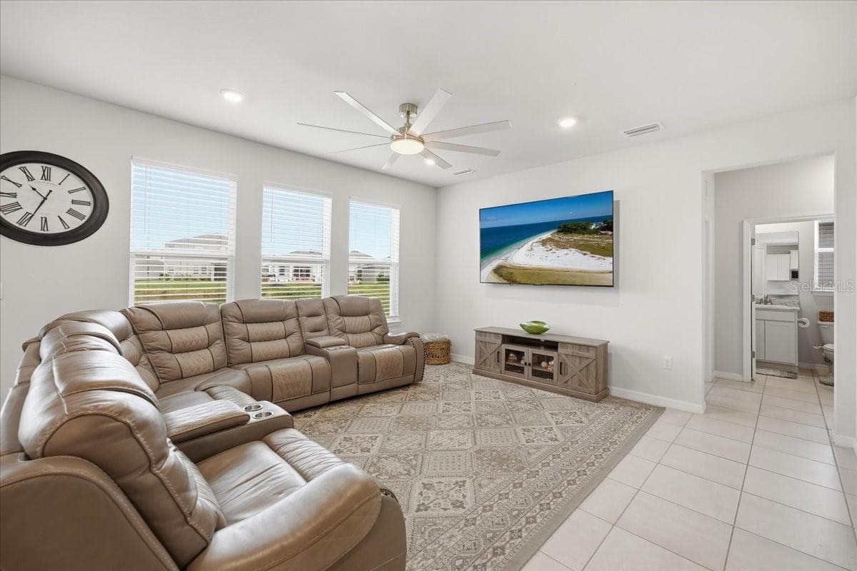 Single Family Residence at 16018 6TH AVE E, BRADENTON, photo 15 of 45