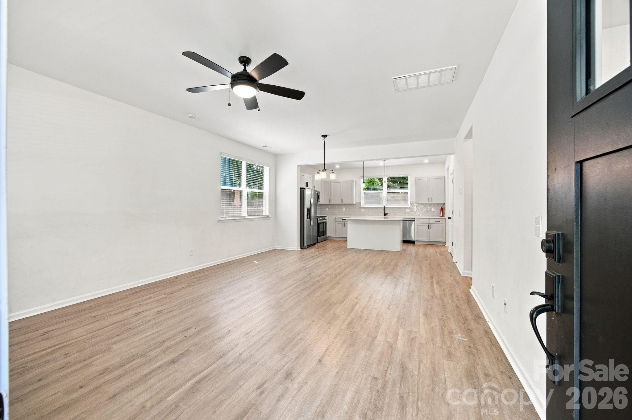 Single Family Residence at 1812 Purser Drive, Charlotte, photo 4 of 38