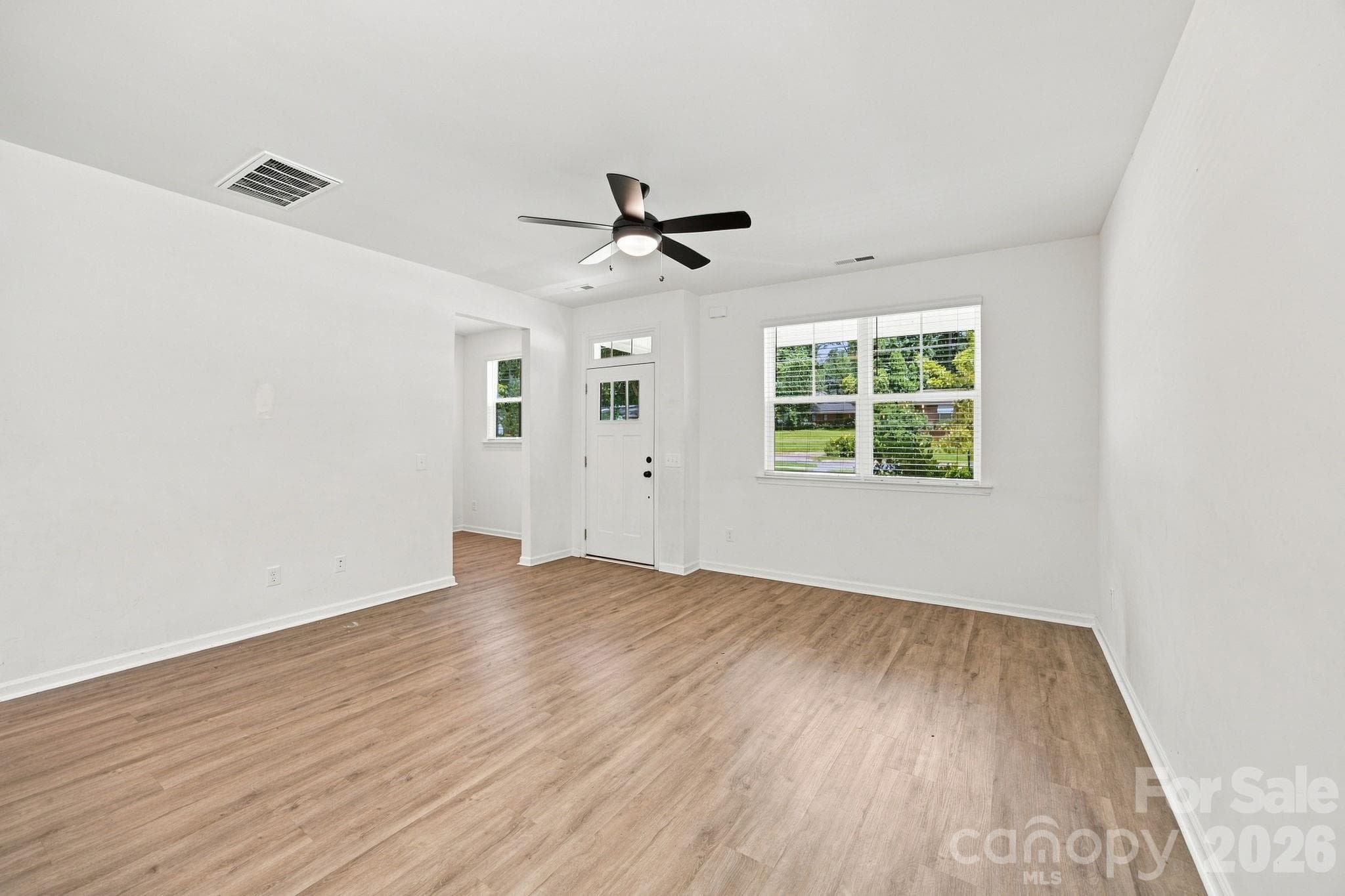 Single Family Residence at 1812 Purser Drive, Charlotte, photo 6 of 38