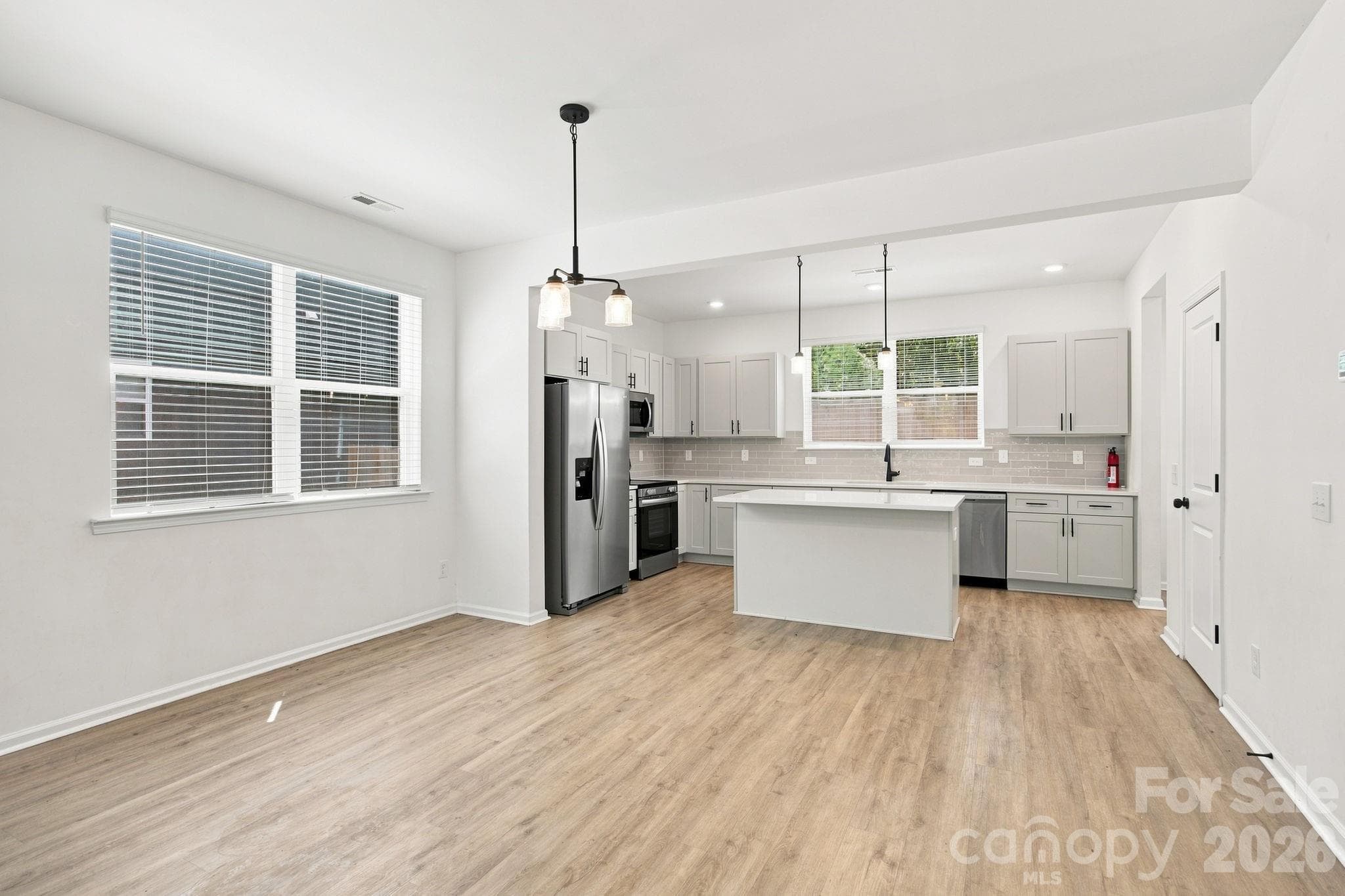Single Family Residence at 1812 Purser Drive, Charlotte, photo 7 of 38