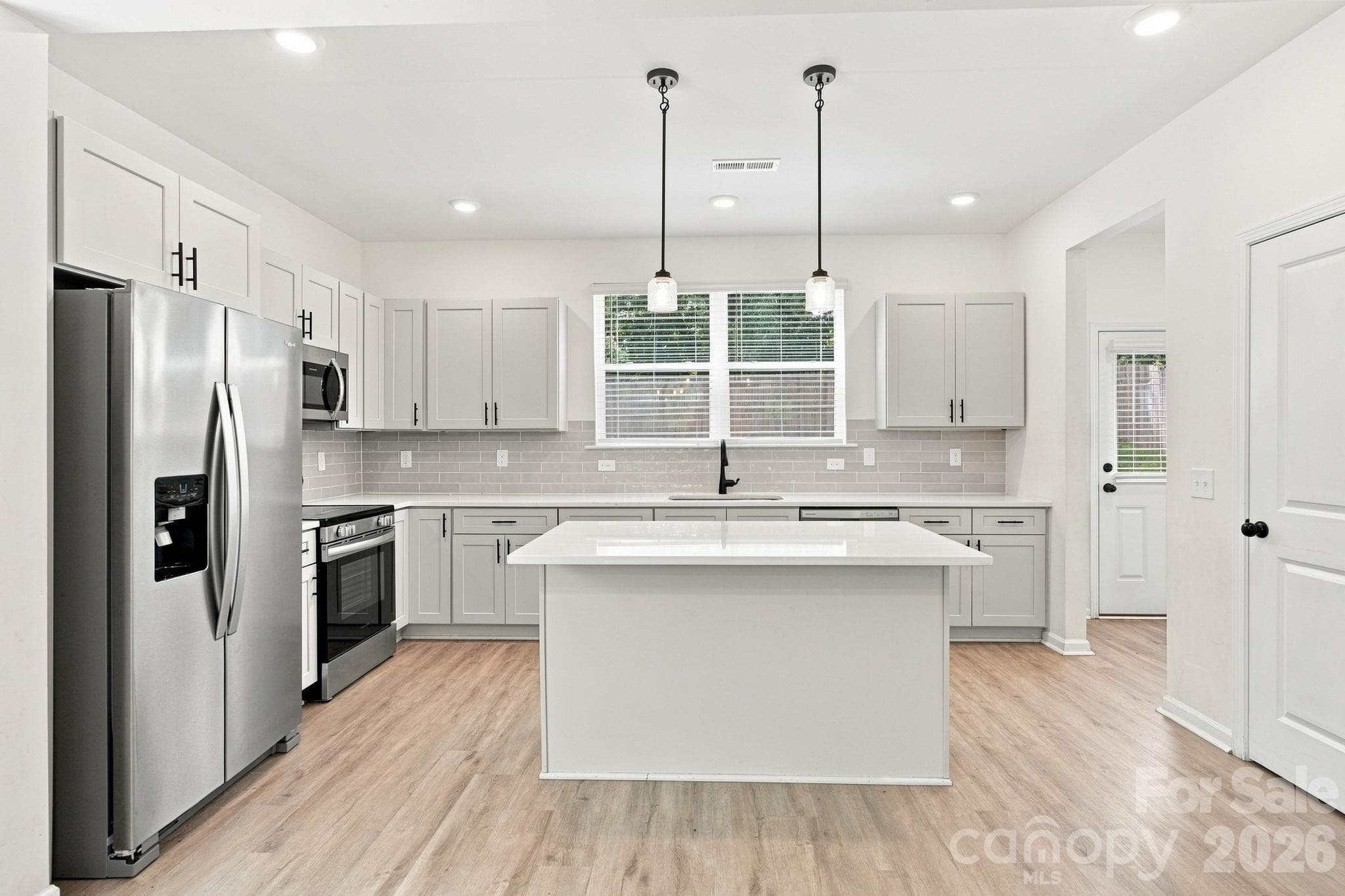 Single Family Residence at 1812 Purser Drive, Charlotte, photo 11 of 38