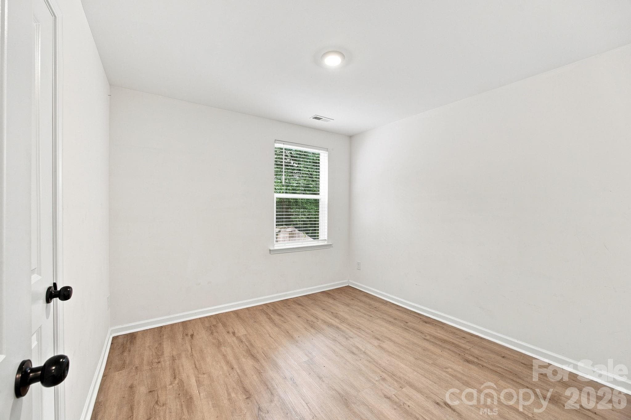 Single Family Residence at 1812 Purser Drive, Charlotte, photo 18 of 38