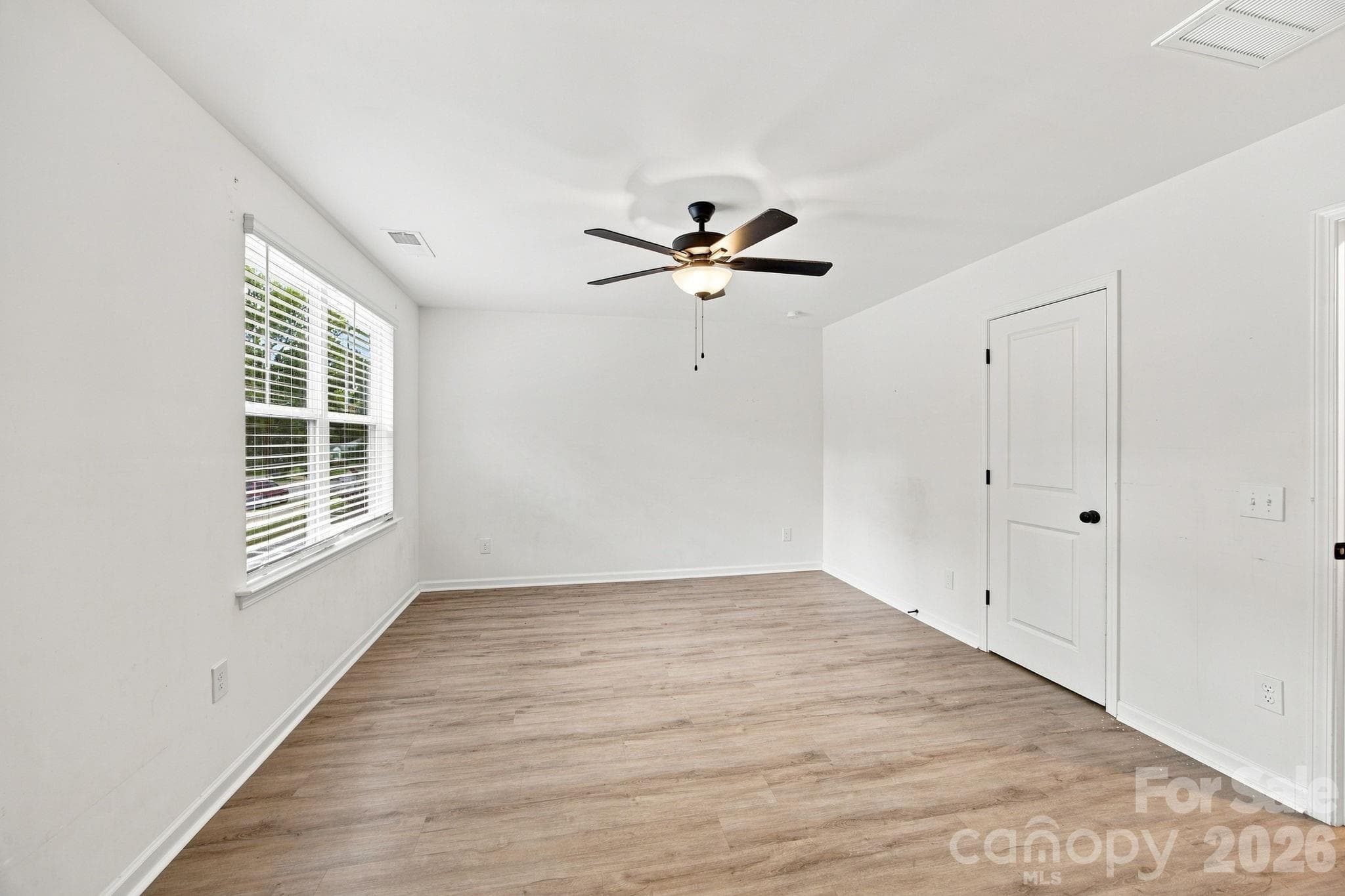 Single Family Residence at 1812 Purser Drive, Charlotte, photo 22 of 38
