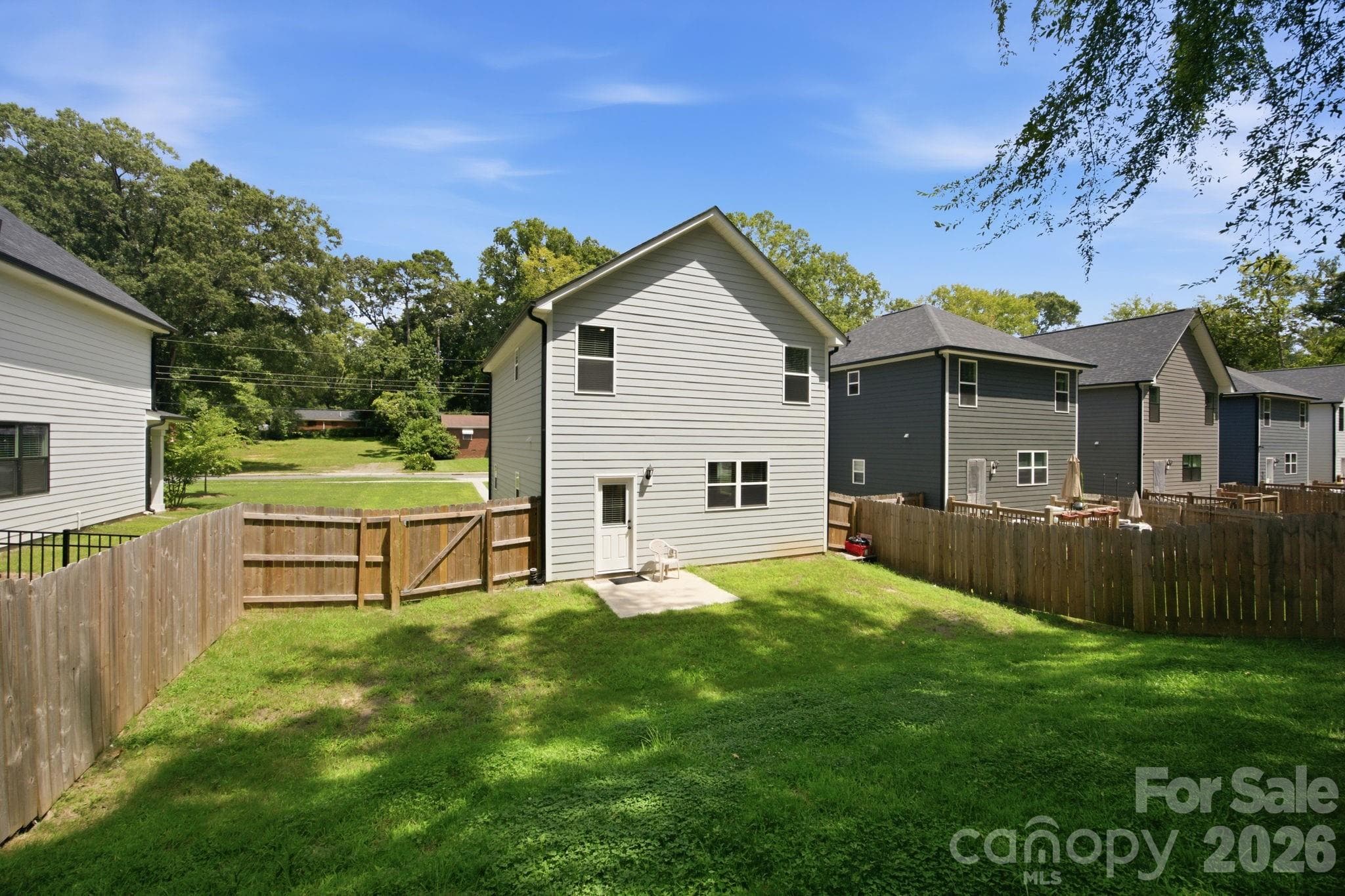 Single Family Residence at 1812 Purser Drive, Charlotte, photo 26 of 38