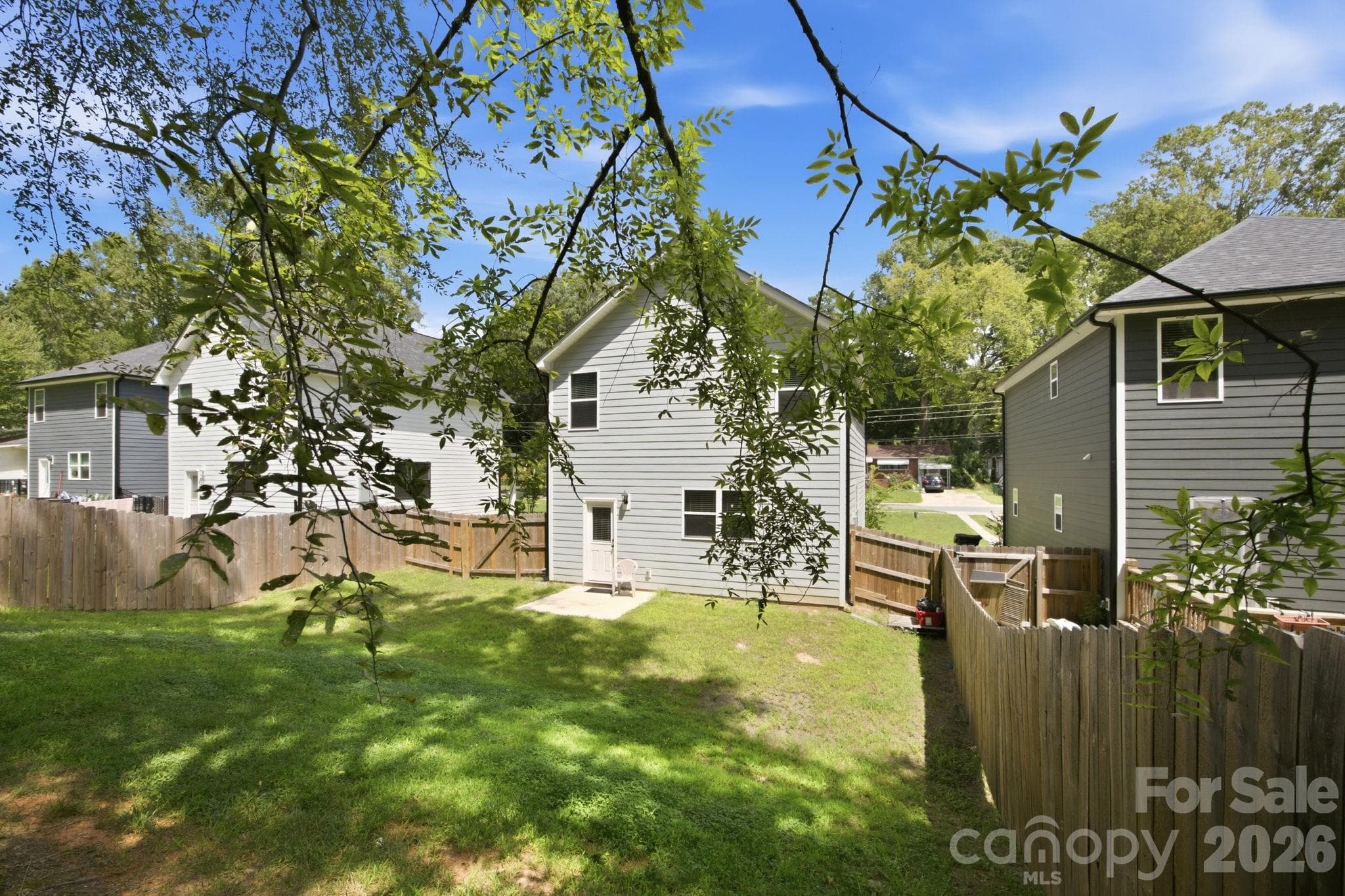 Single Family Residence at 1812 Purser Drive, Charlotte, photo 27 of 38