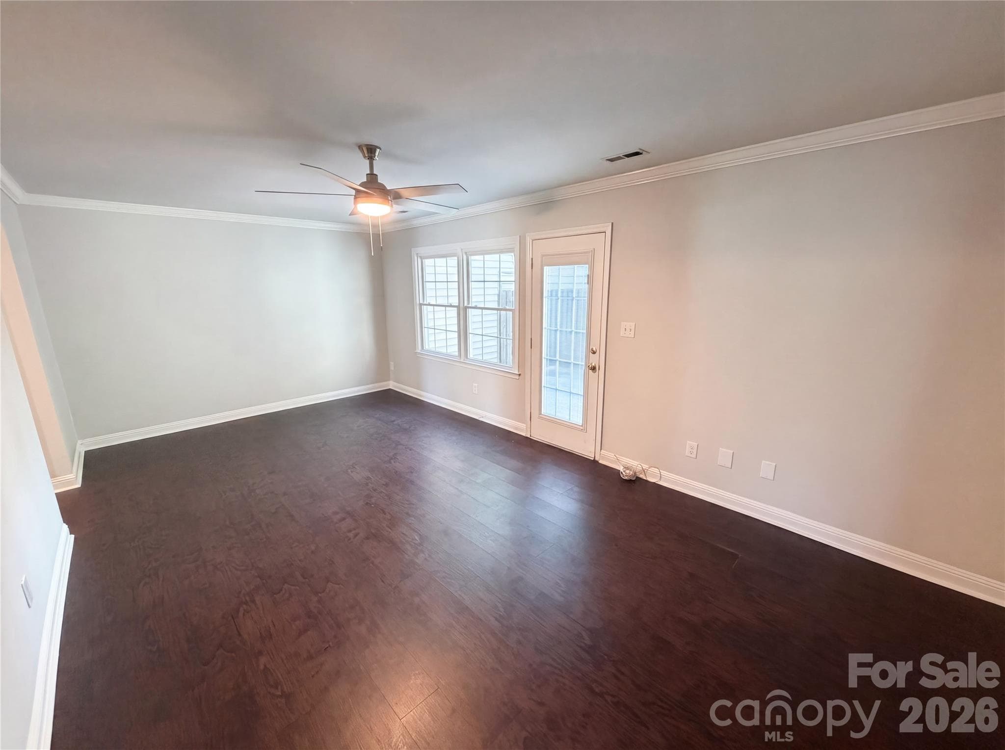 Townhouse at 8042 Regent Park Lane, Charlotte, photo 4 of 27