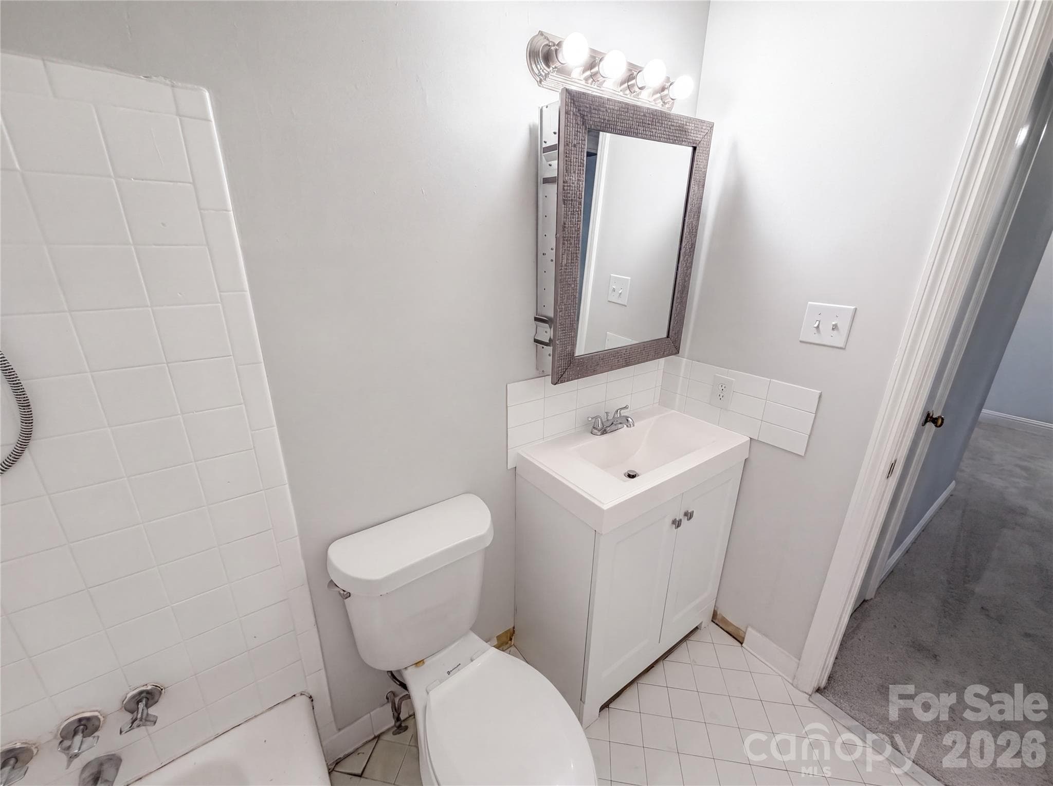 Townhouse at 8042 Regent Park Lane, Charlotte, photo 20 of 27